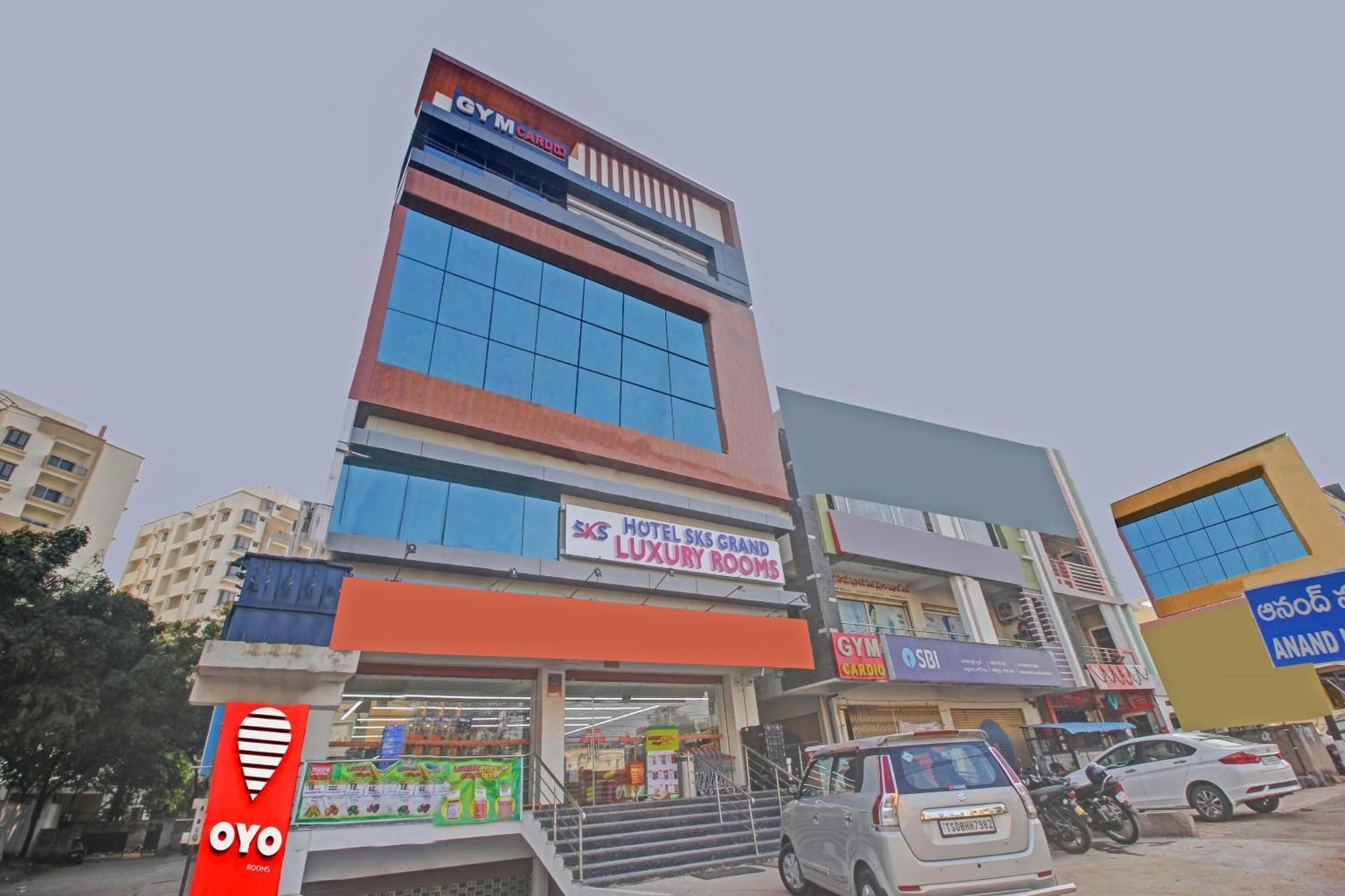 Oyo Flagship Sks Grand Luxury 3* Hyderabad