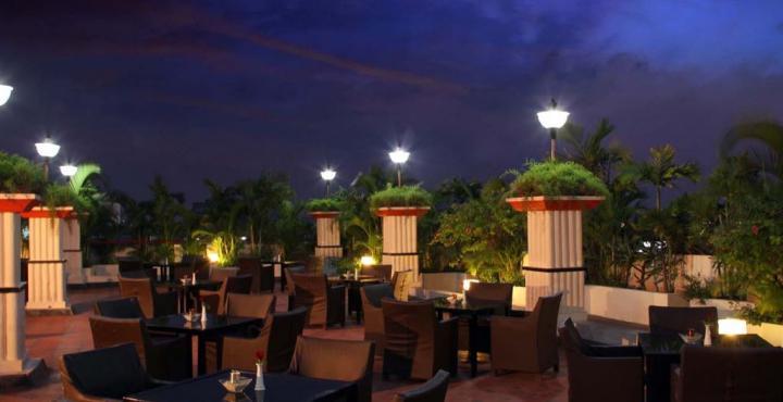 Hotel One Continent Atria