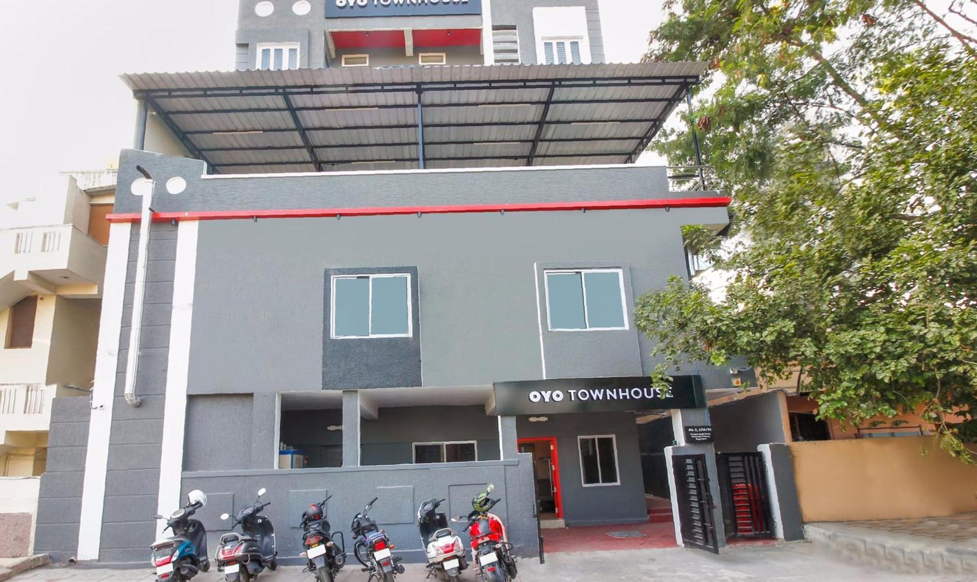 Hotel Super Townhouse Rcc Sunrise Hyderabad