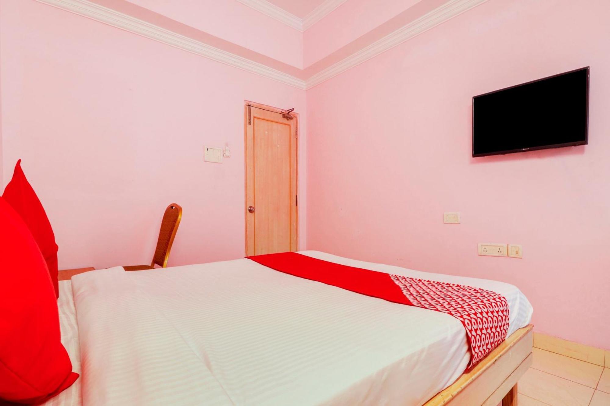 Super Collection O 77115 Vaishnavi Palace Hotel Hyderabad