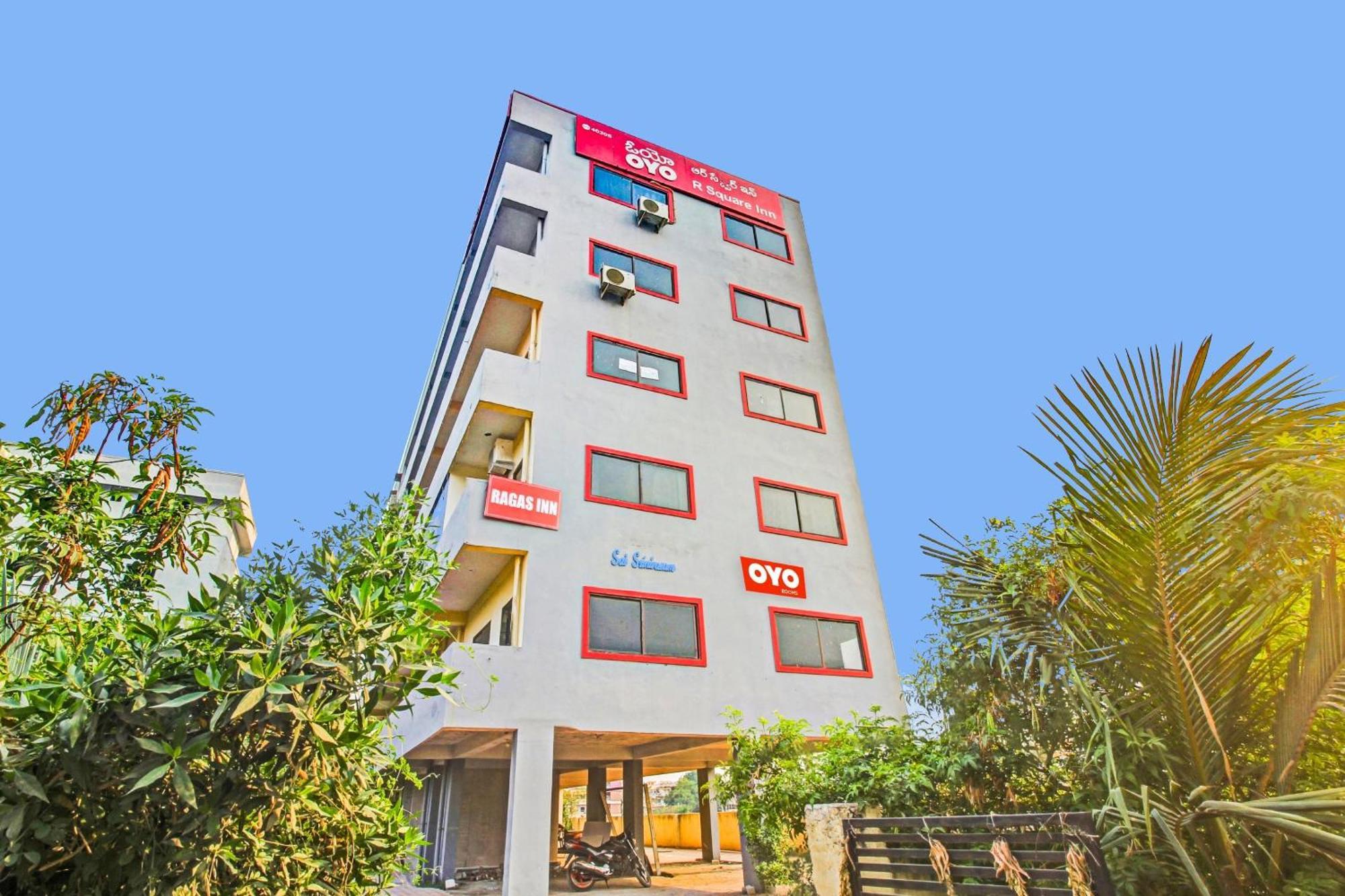 Hotel Capital O Ragas 3*