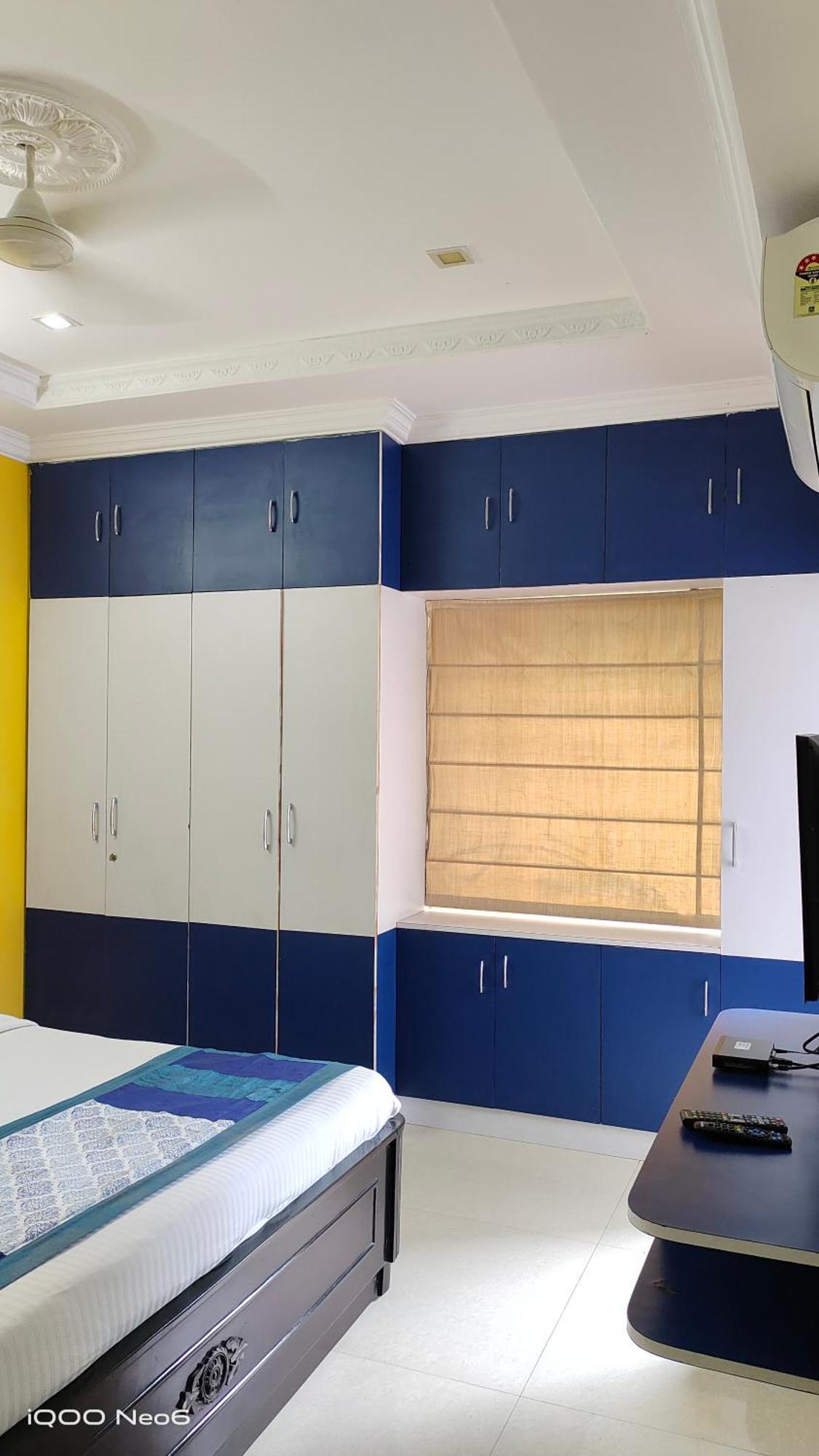 Hitech Shilparamam Guest house *