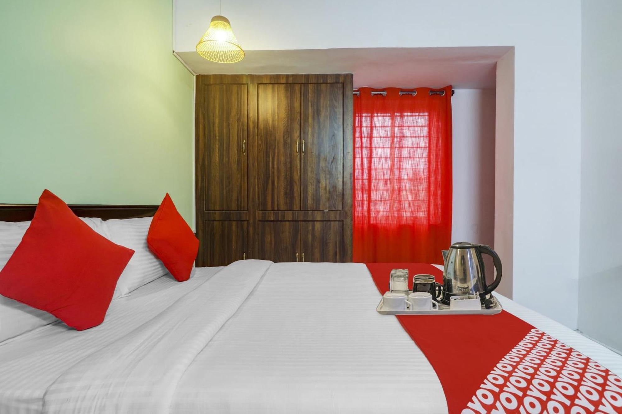 Super O Broholic Near Botanical Garden 3*
