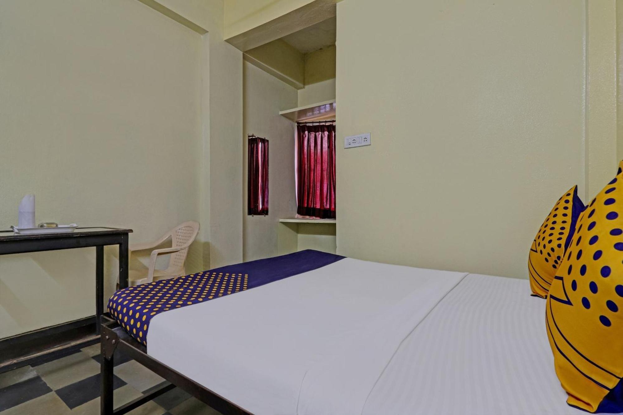 Hotel Spot On Kanha Residency Near Birla Mandir Hyderabad