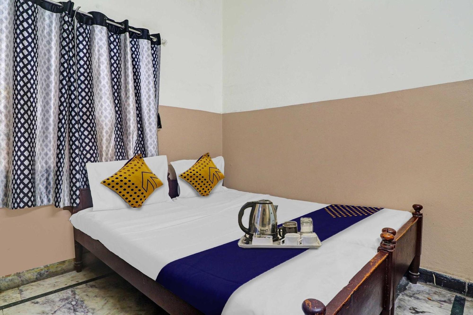 Hotel Spot On Sri Sai Lohith Near Secunderabad Railway Station 2*