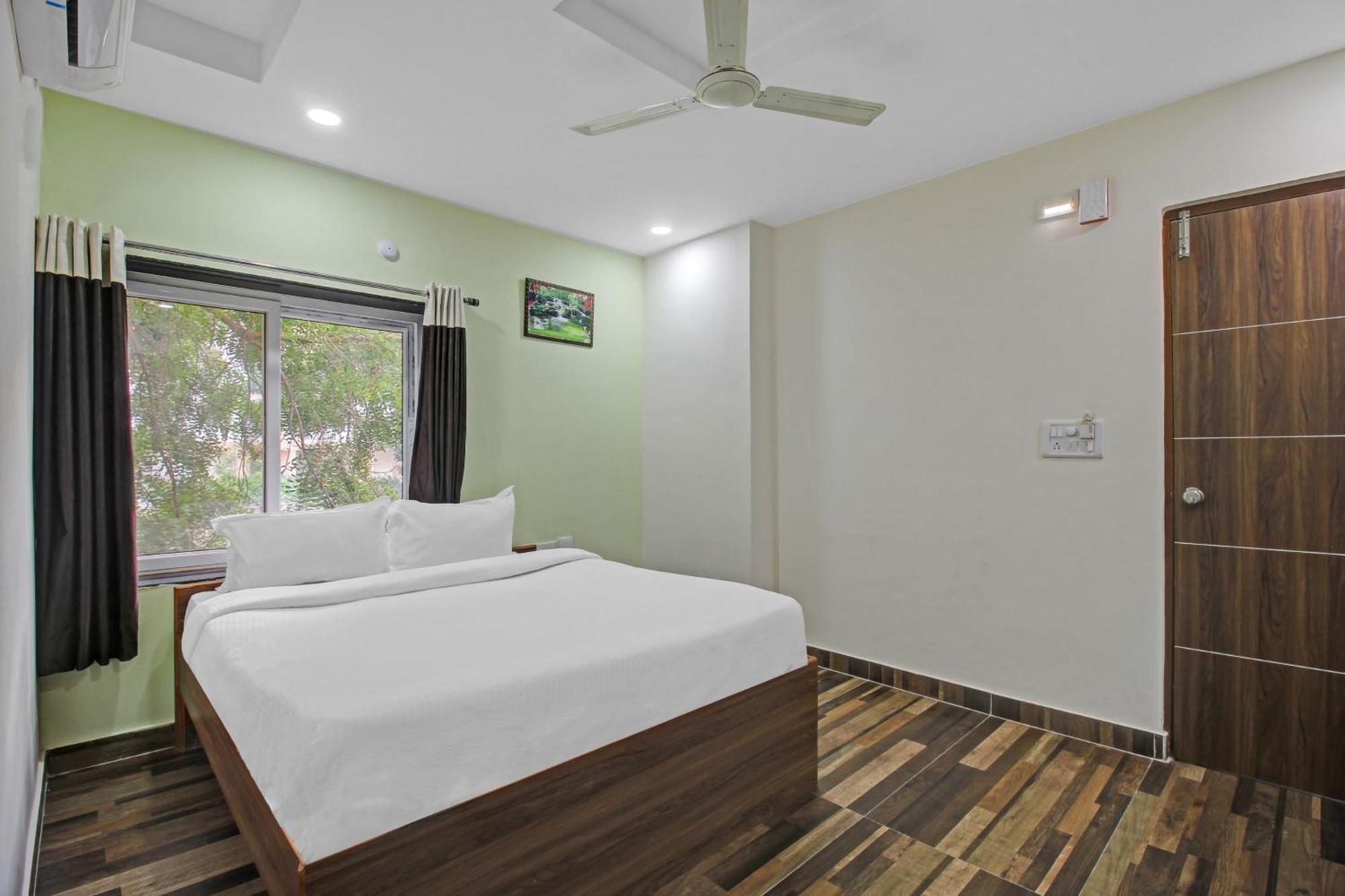 Oyo Flagship Sks Grand Luxury Hotel Hyderabad