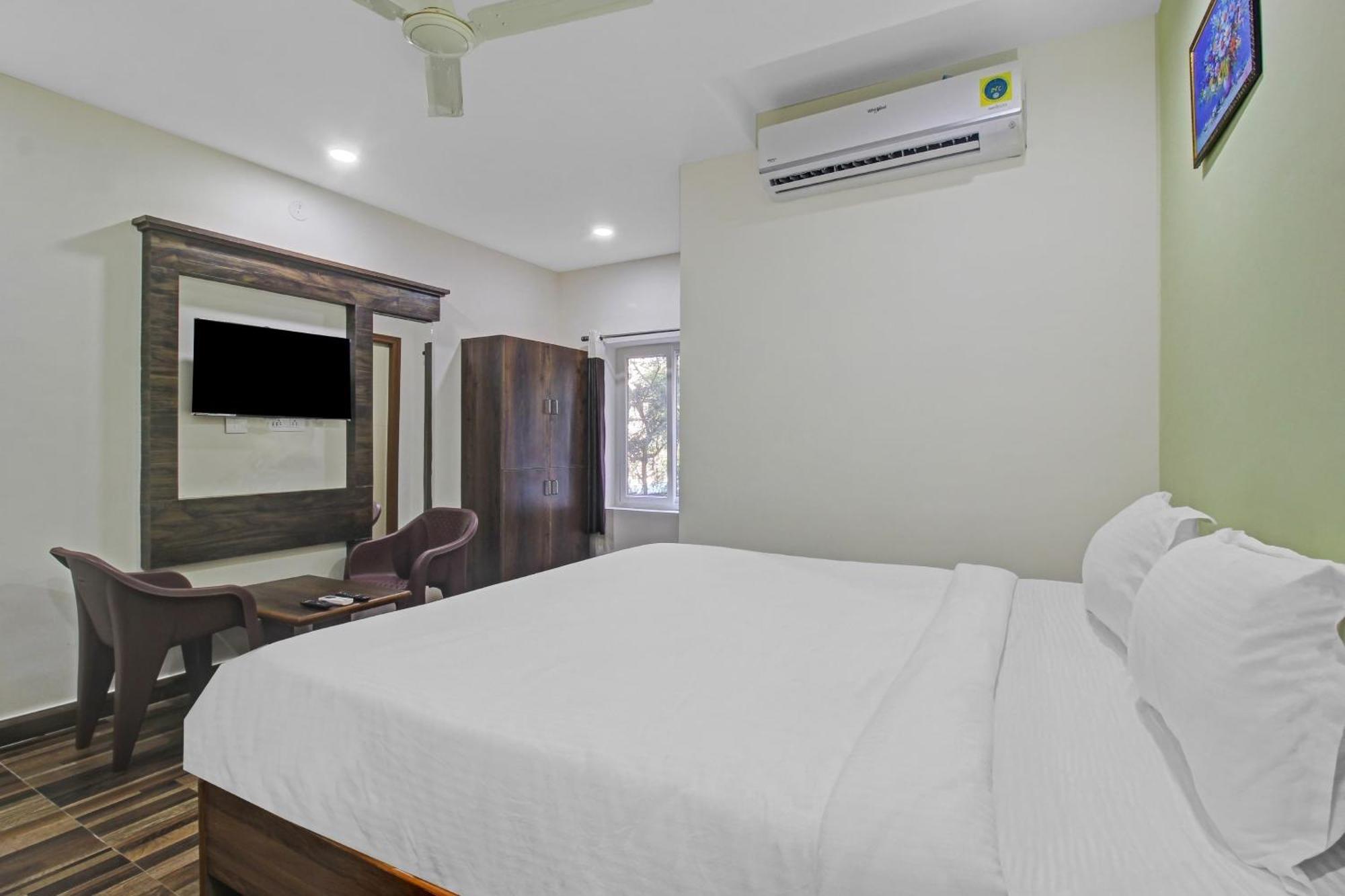 Oyo Flagship Sks Grand Luxury Hotel