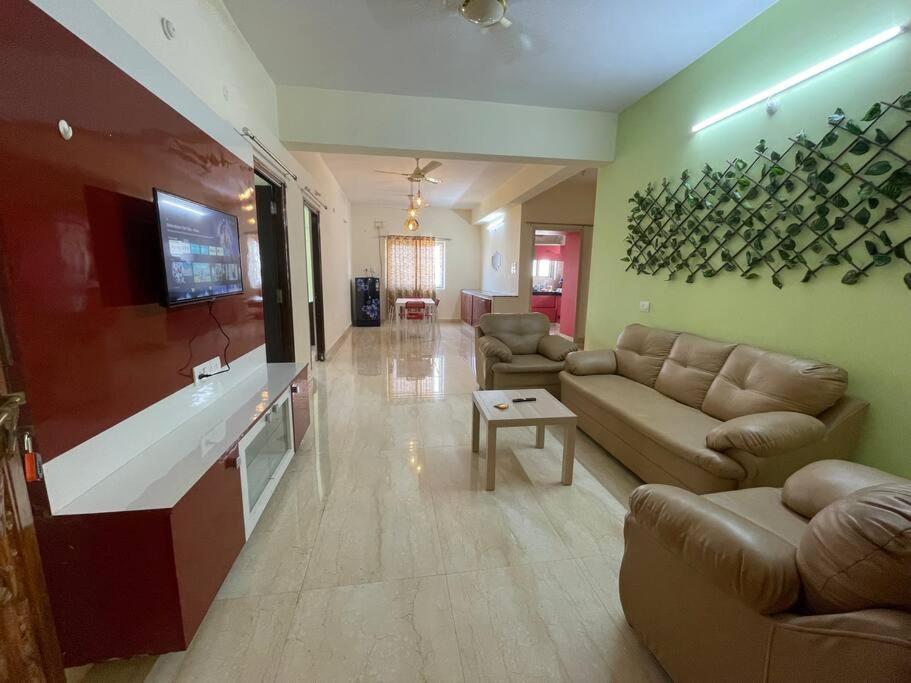 Apartment Beautiful 3bhk At Kukatpally Y Junction *
