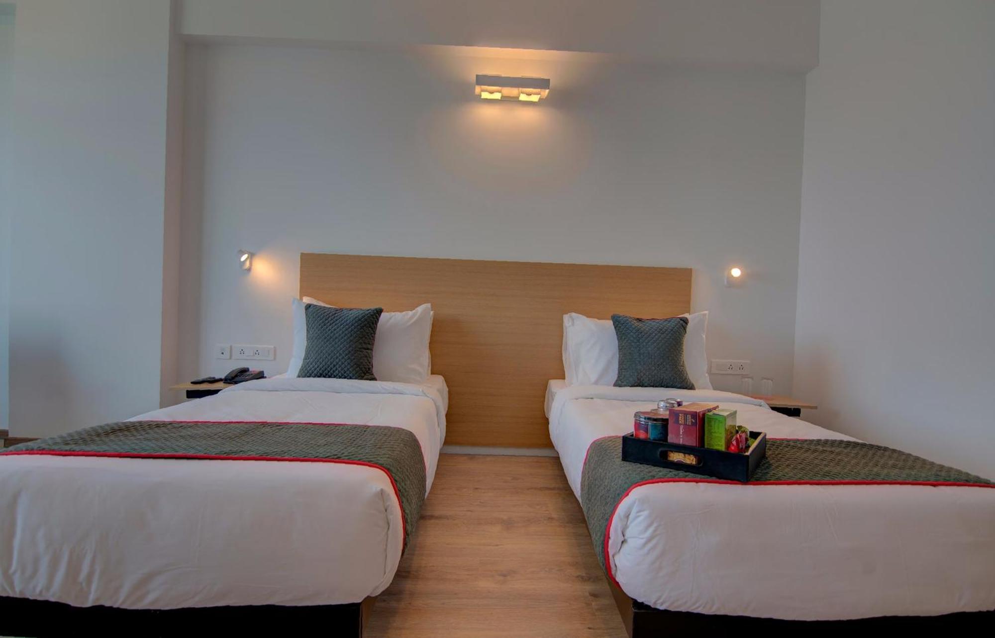 Townhouse De Alphabet 4*