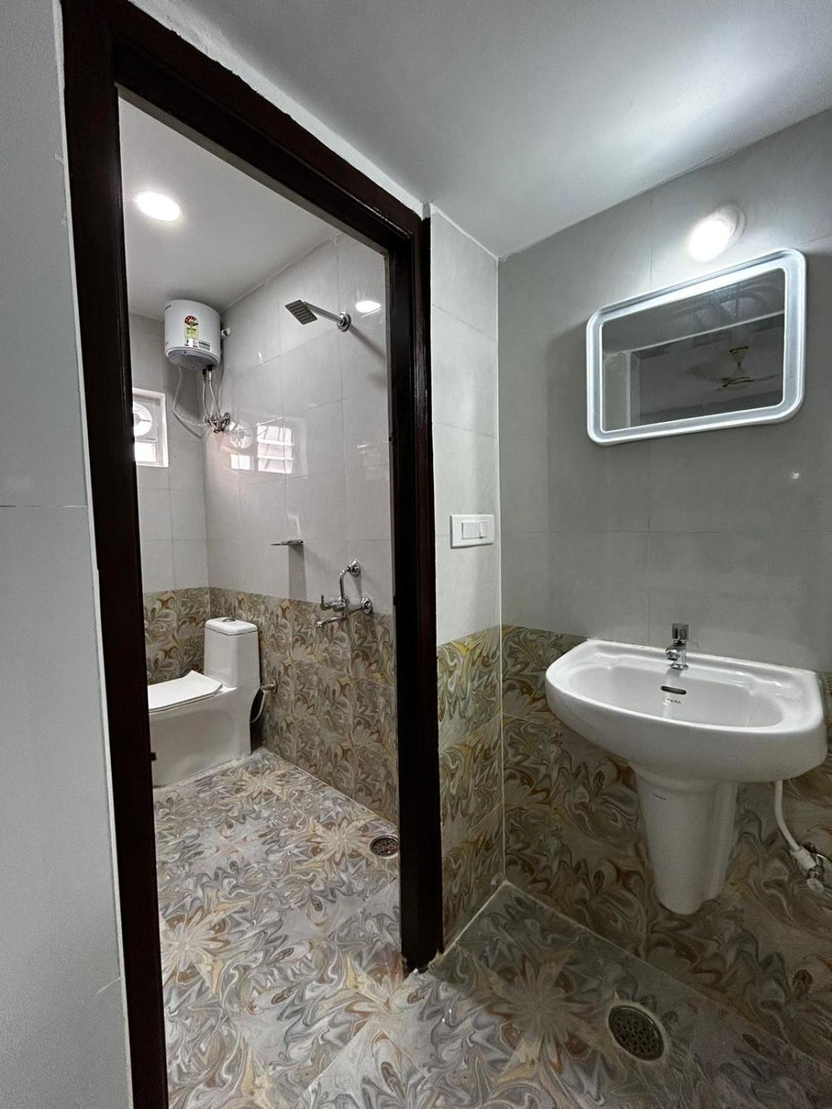 Guest house Dolphin Hyderabad