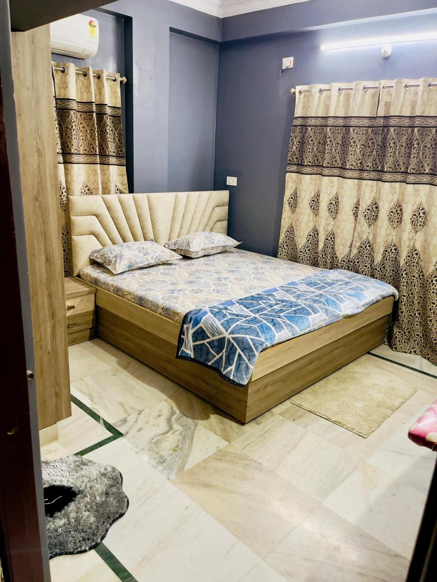 Castle-2bhk Luxurious Apartment/guesthouse *