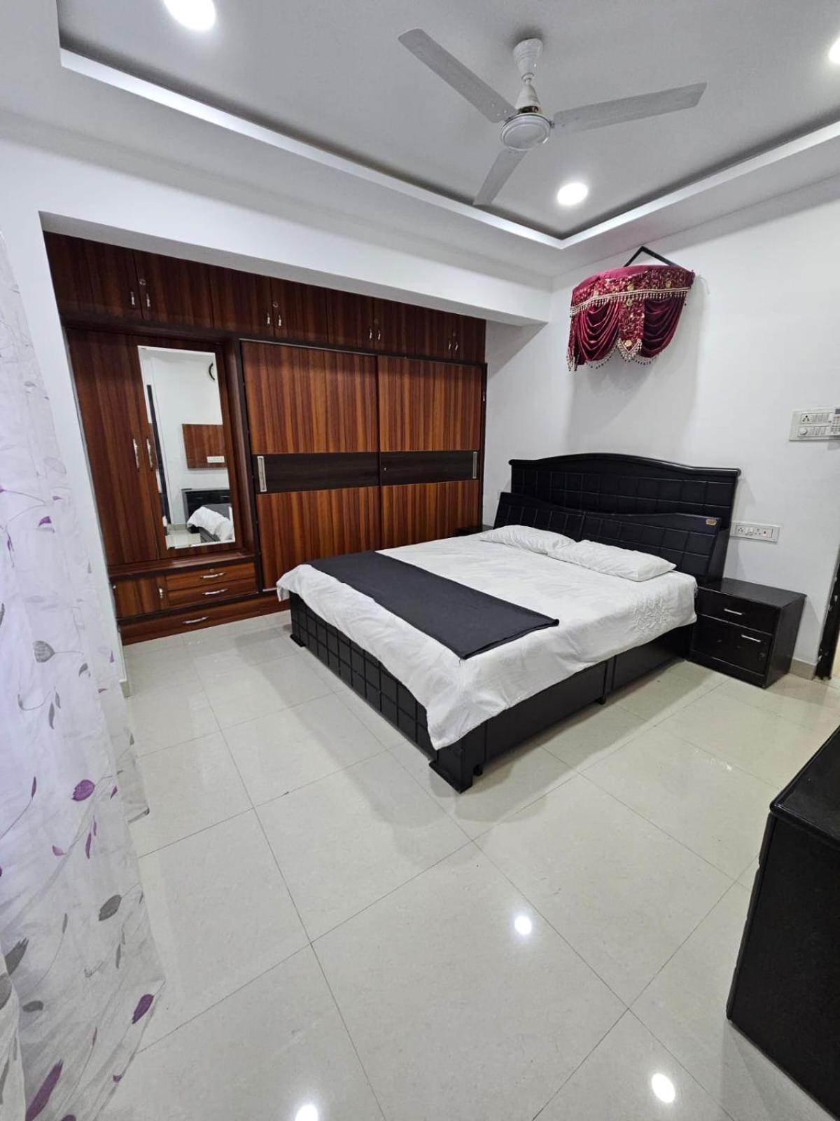 Apartment Stylish Penthouse - Atithi Estate Hyderabad