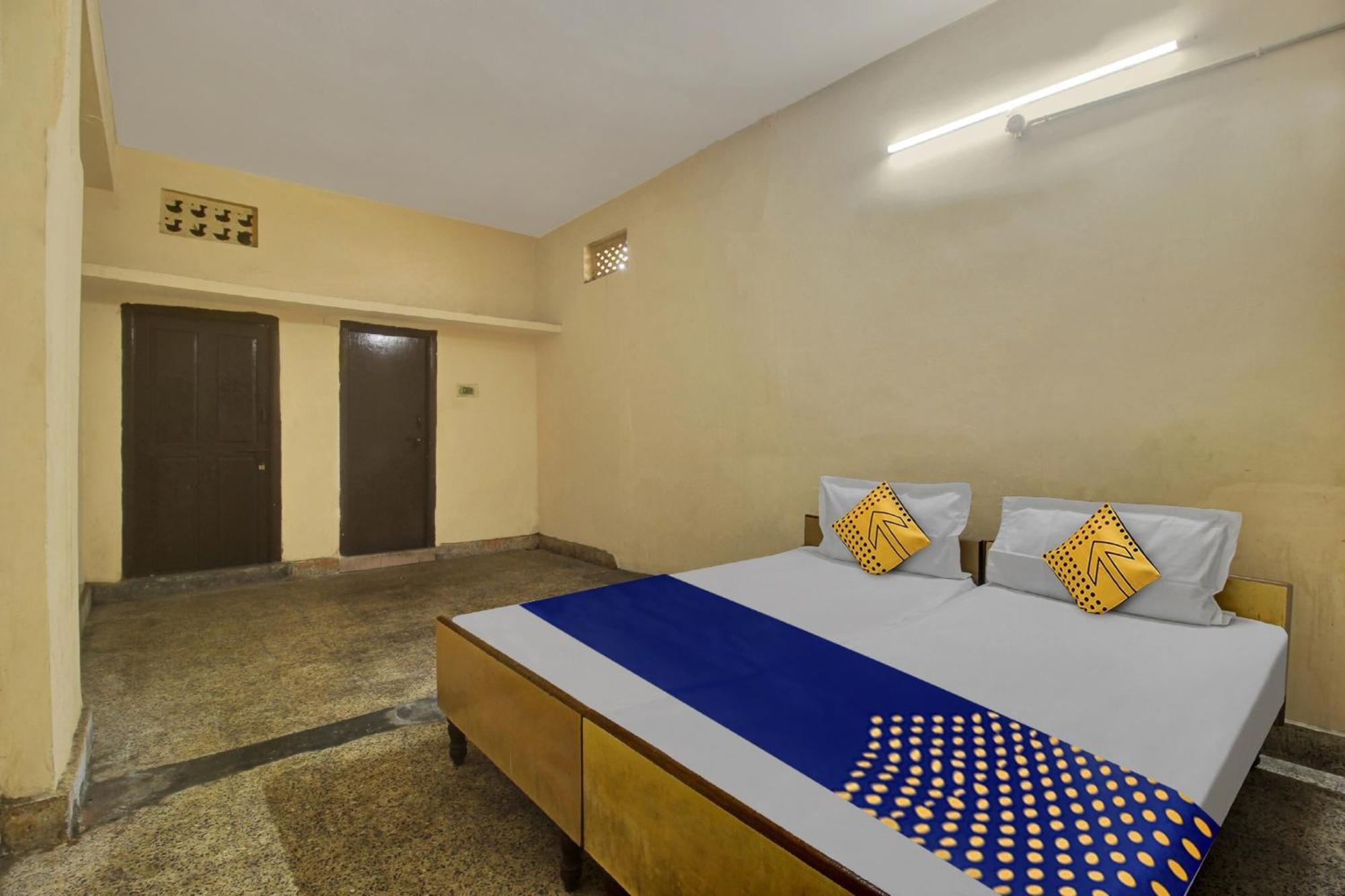 Hotel Spot On New Kaveri Hyderabad