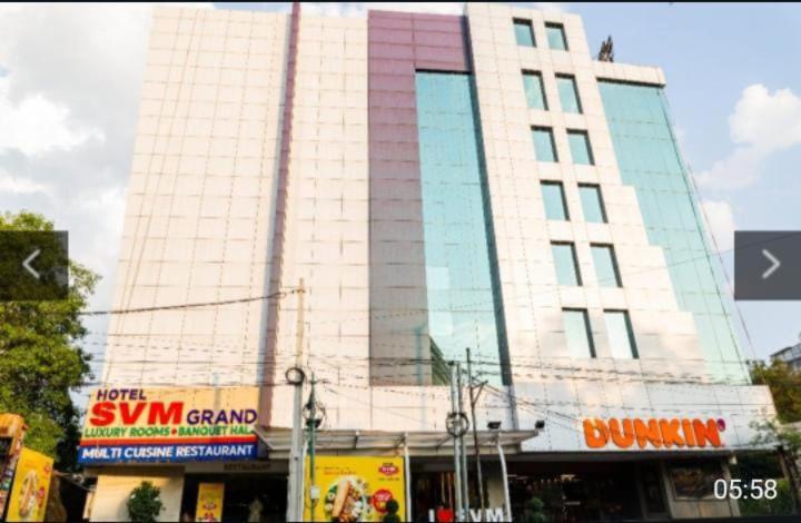 Hotel Dunkin Grand Banjara Hills- Live Kitchen-free Lavish Buffet Breakfast Hyderabad