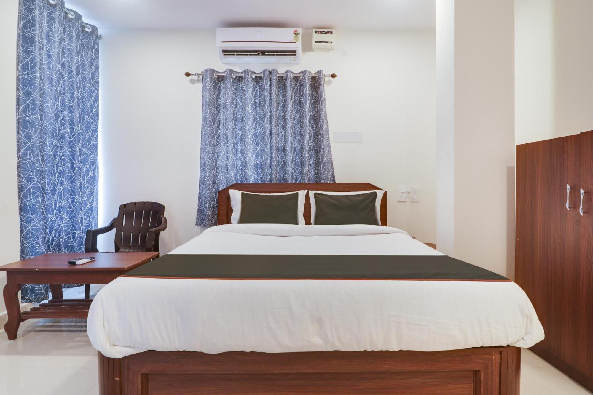Collection O Virat Grand Hotel