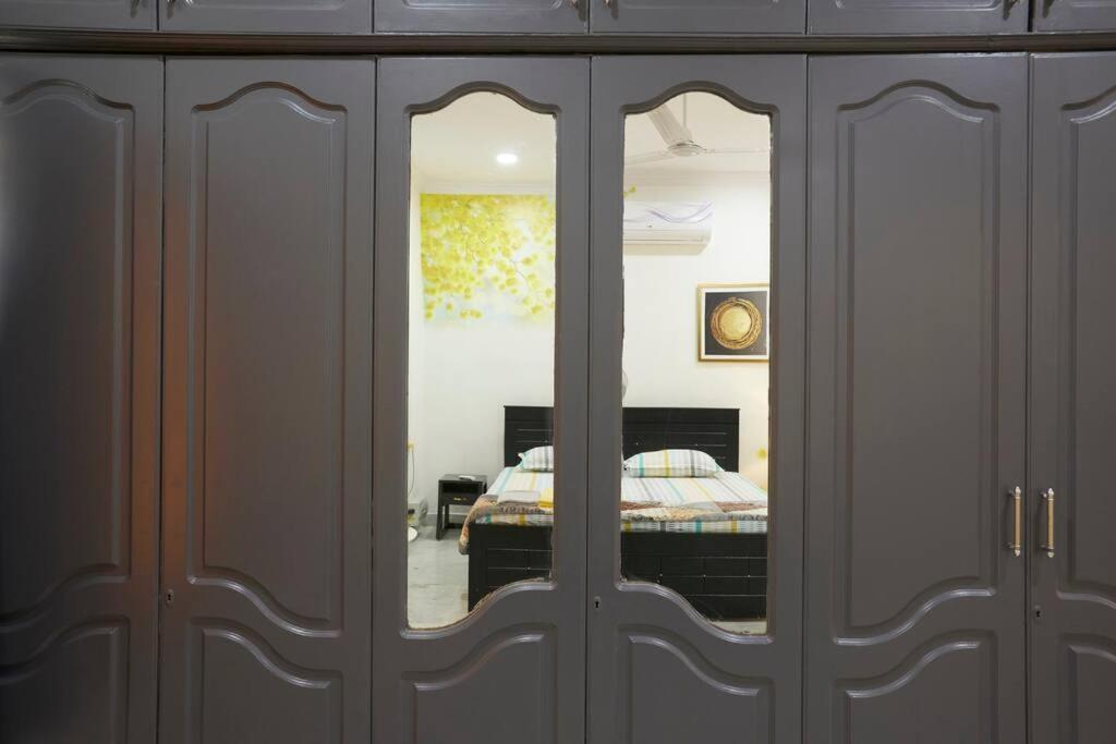 Apartment Legend's With Mini Kitchenette *
