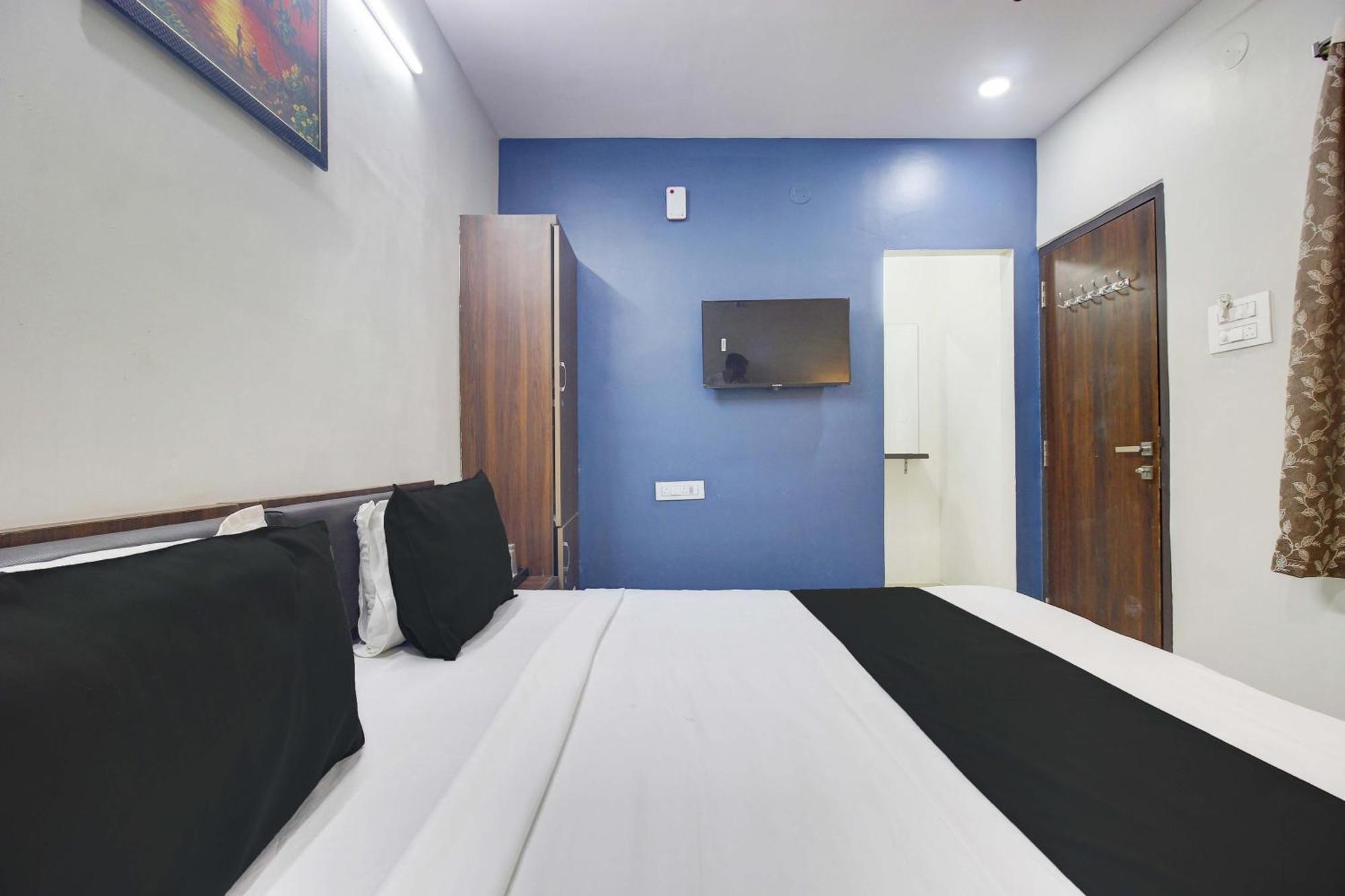Oyo Flagship Lotus Guest Grand Hotel Hyderabad