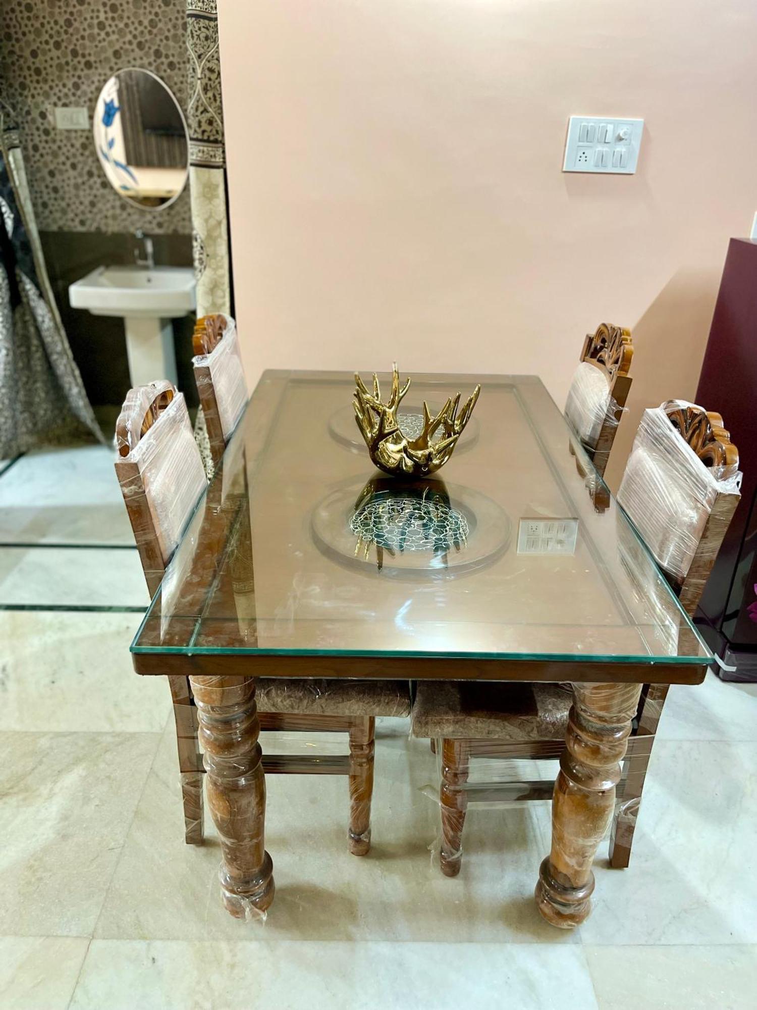 Castle-2bhk Luxurious Apartment/guesthouse Apartment *