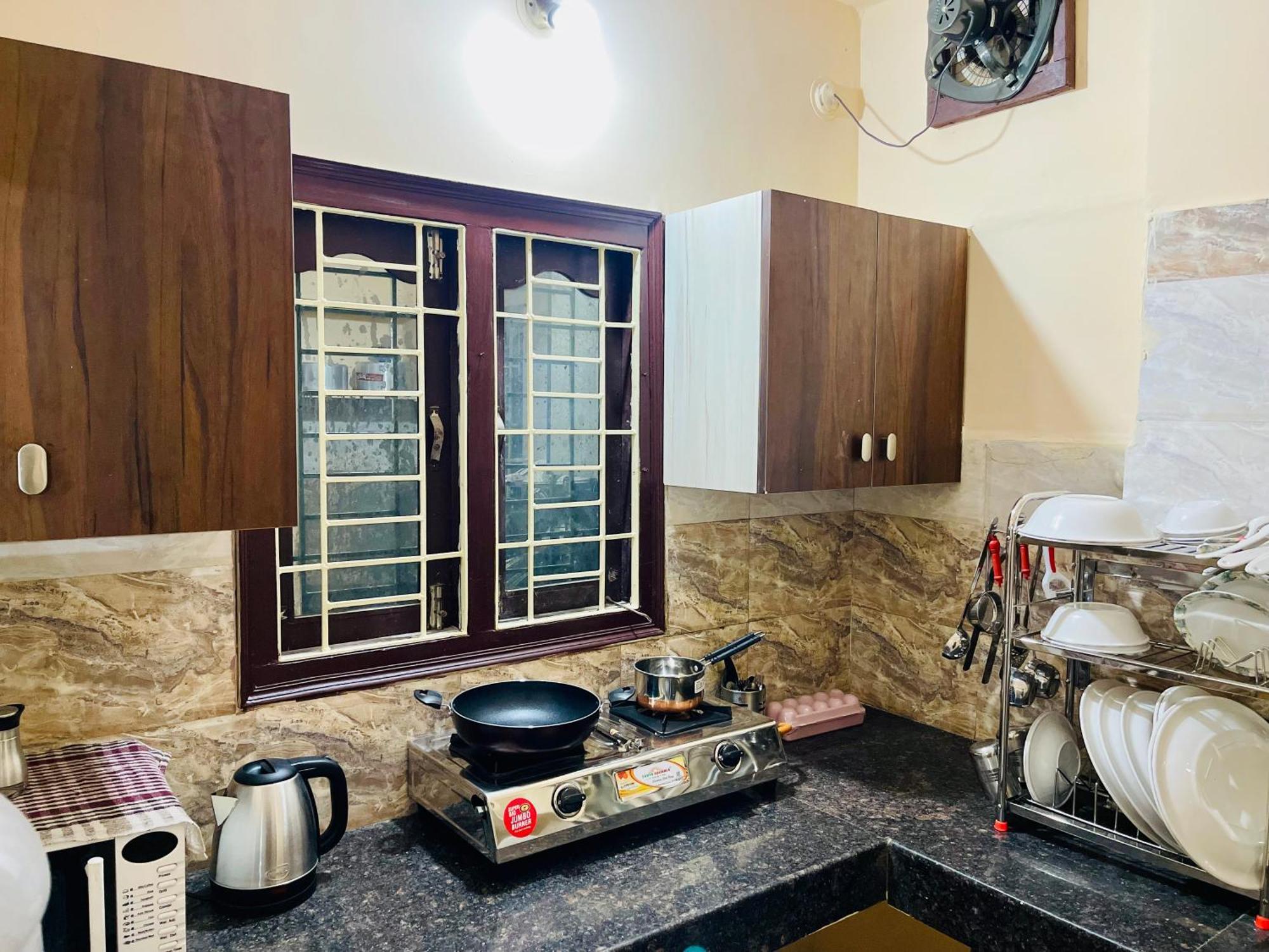 Castle-2bhk Luxurious Apartment/guesthouse Apartment Hyderabad