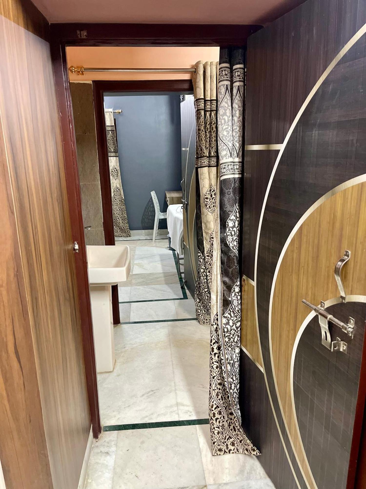 Apartment Castle-2bhk Luxurious Apartment/guesthouse