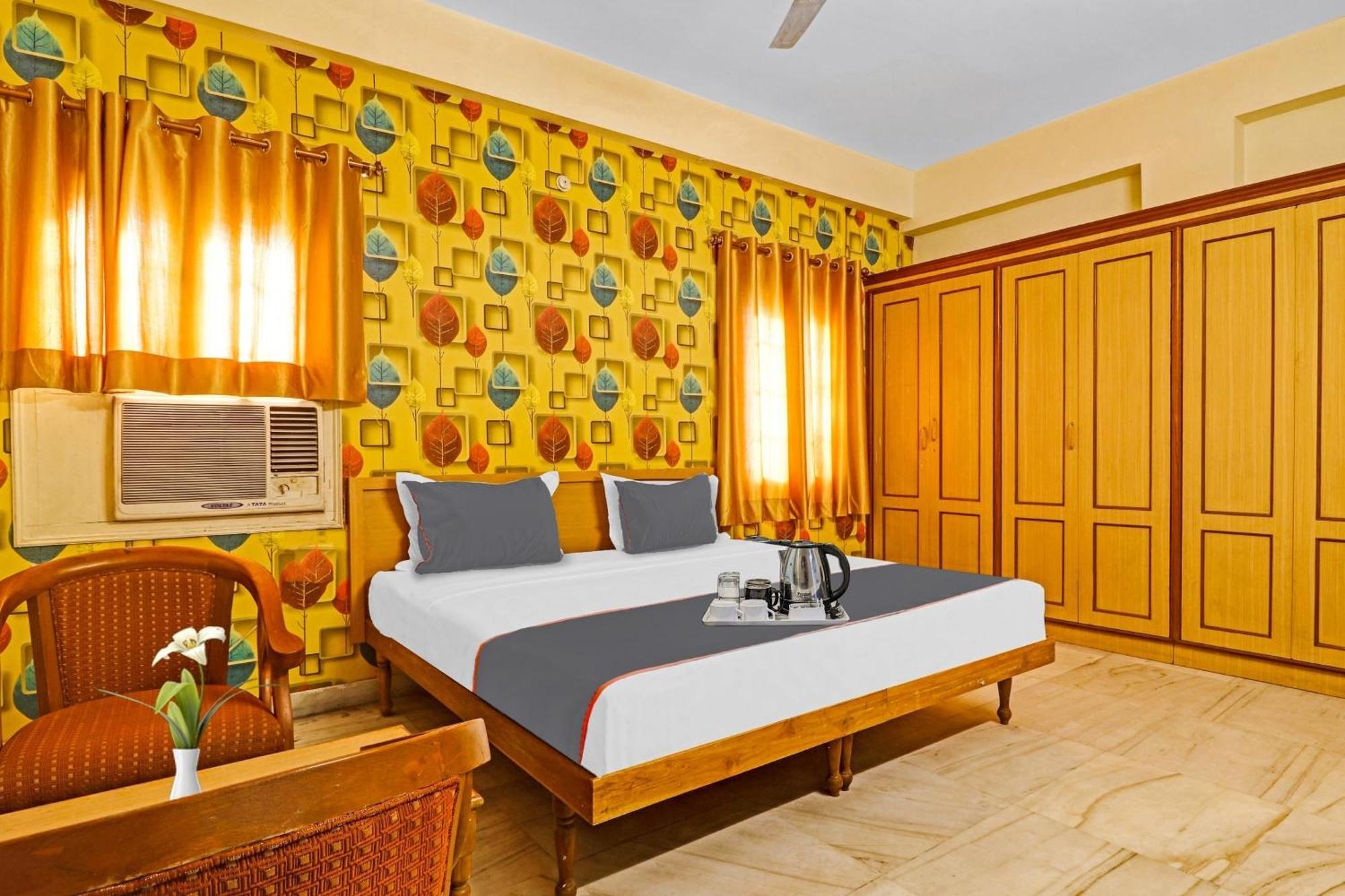 Capital O Samrat Palace Near Nampally Station Hotel Hyderabad