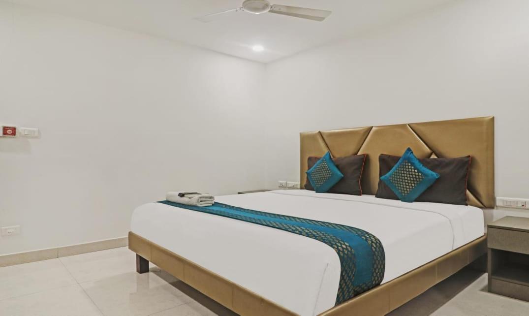 Hotel Ssr Grand