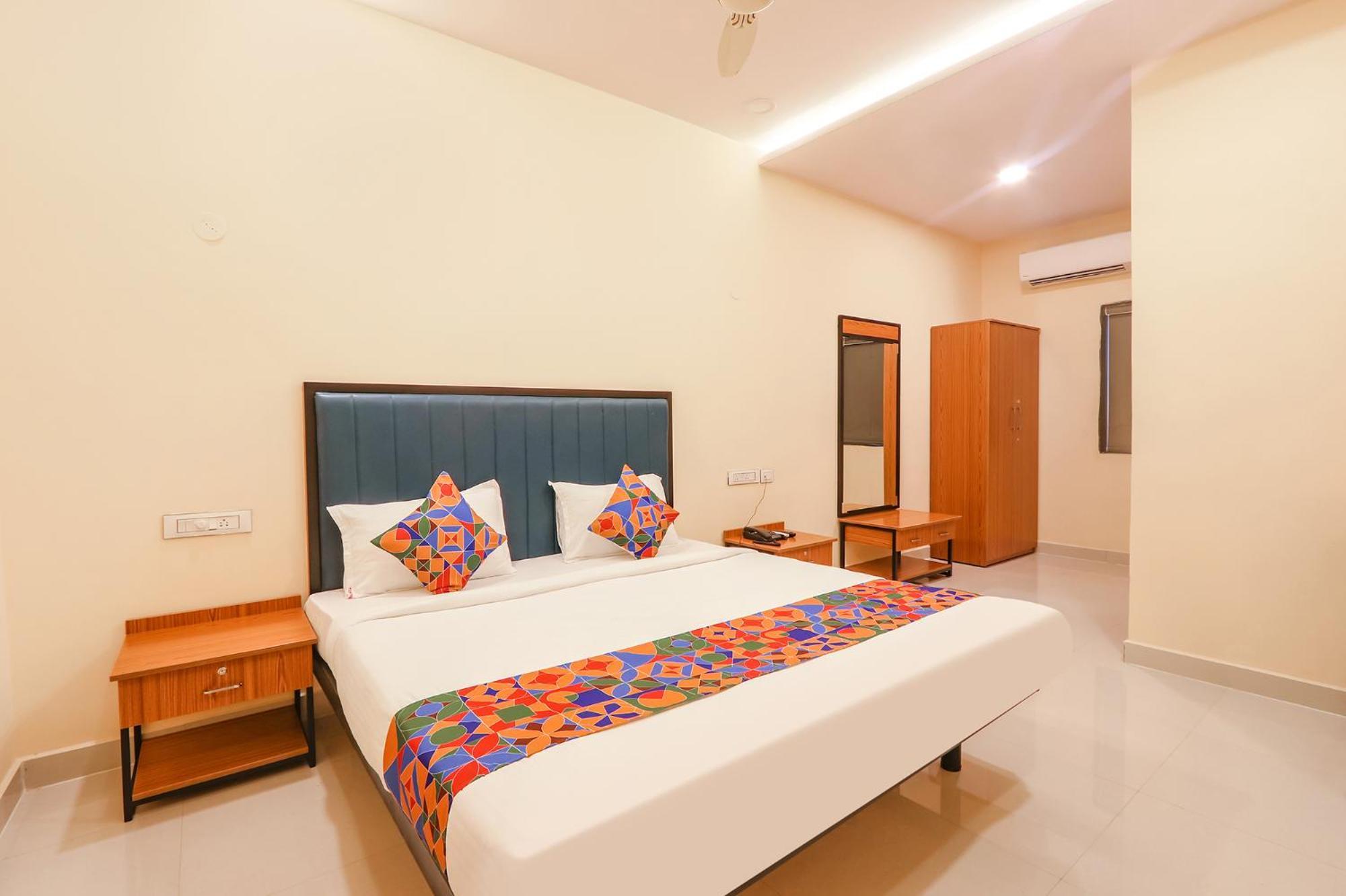 Fabhotel Mint Park - Nr Nmims College 3* Jadcherla