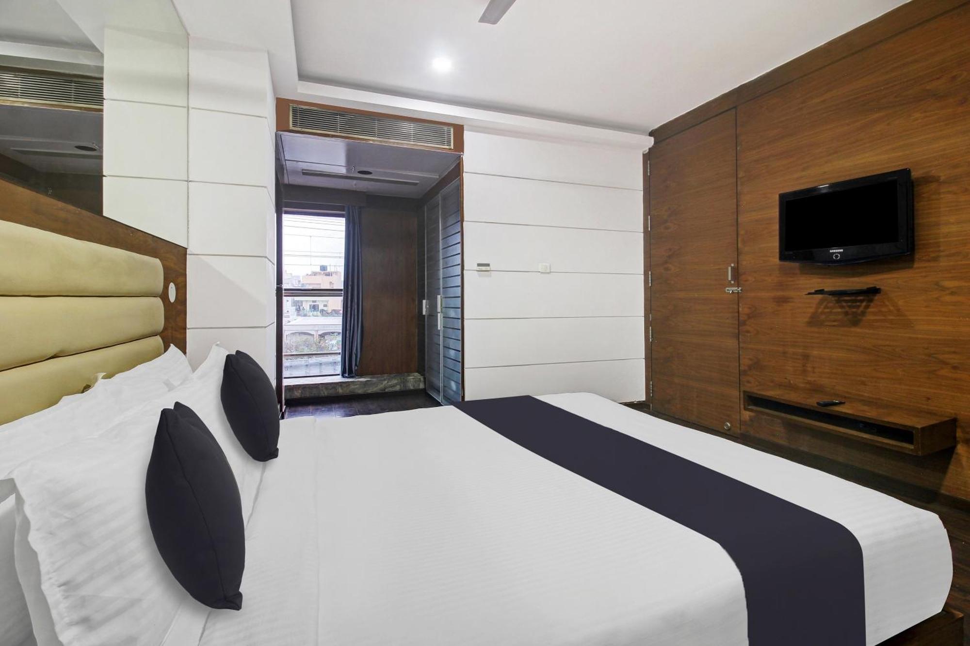 Townhouse Oak The Margi Near Yosufguda Metro Station Hotel 4*