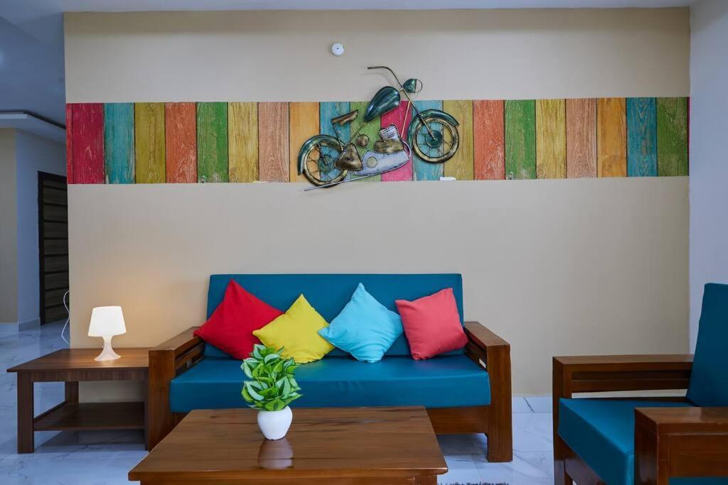 Chill Place:3bhk Ac Retro House @financialdistrict , Near Us Embassy