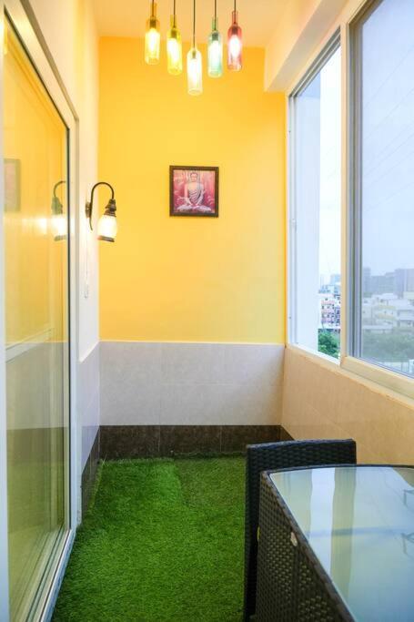 Casa Feliz @ Near Us Embassy , Gachibowli Apartment *
