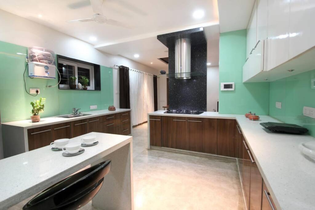 5 Star Residential's For Festivity - Madhapur Apartment *