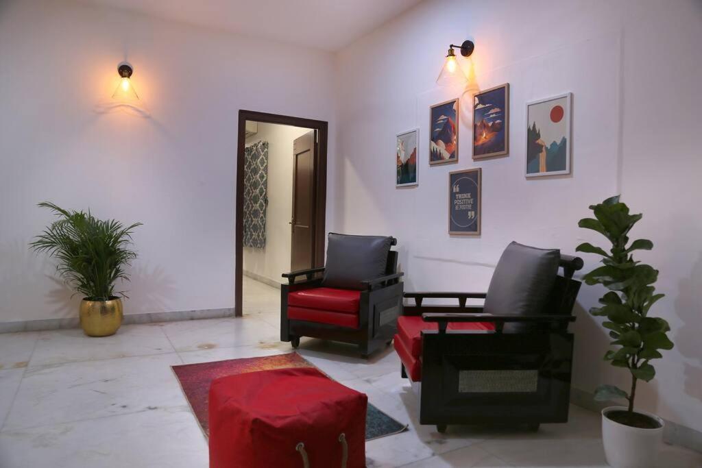 Apartment Row House 4 Bhk - 4 Balconies-near Aig Hospital, Gachibowli Hyderabad