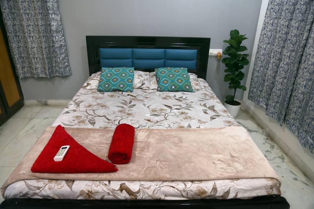 Apartment Row House 4 Bhk - 4 Balconies-near Aig Hospital, Gachibowli
