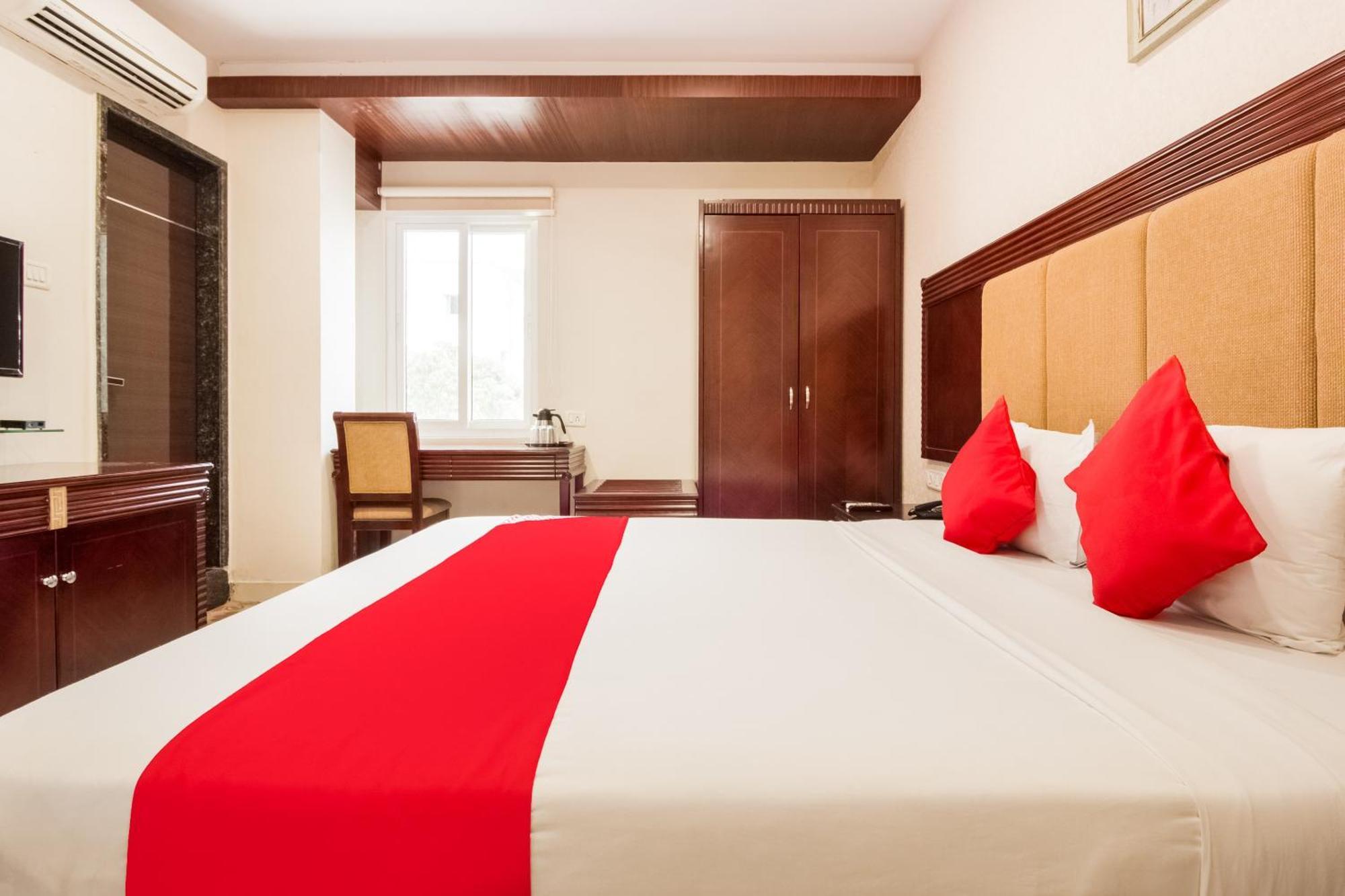 Oyo Mythri Hyderabad
