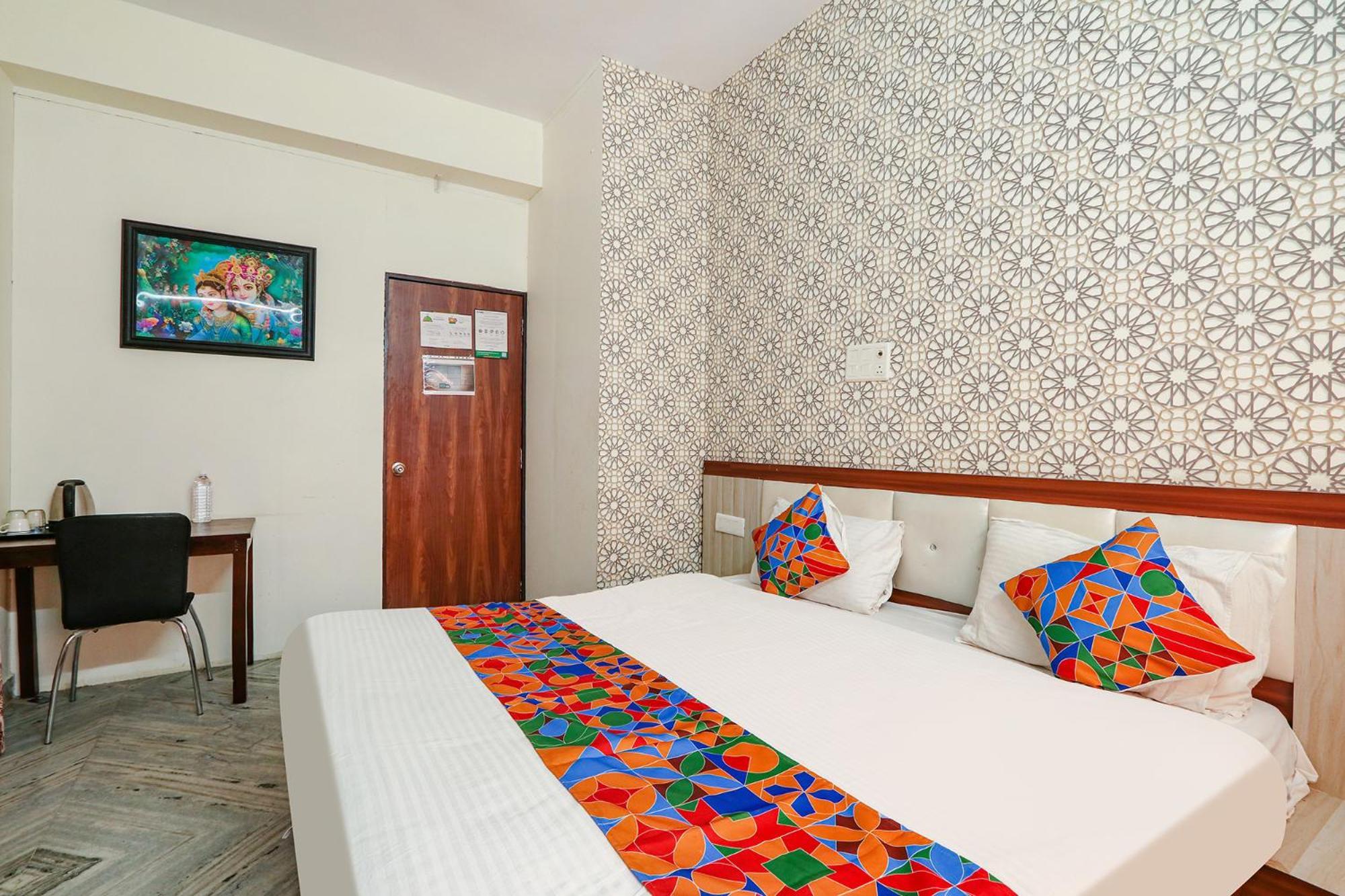 Hotel Night Eye Hi-Tech City Hyderabad