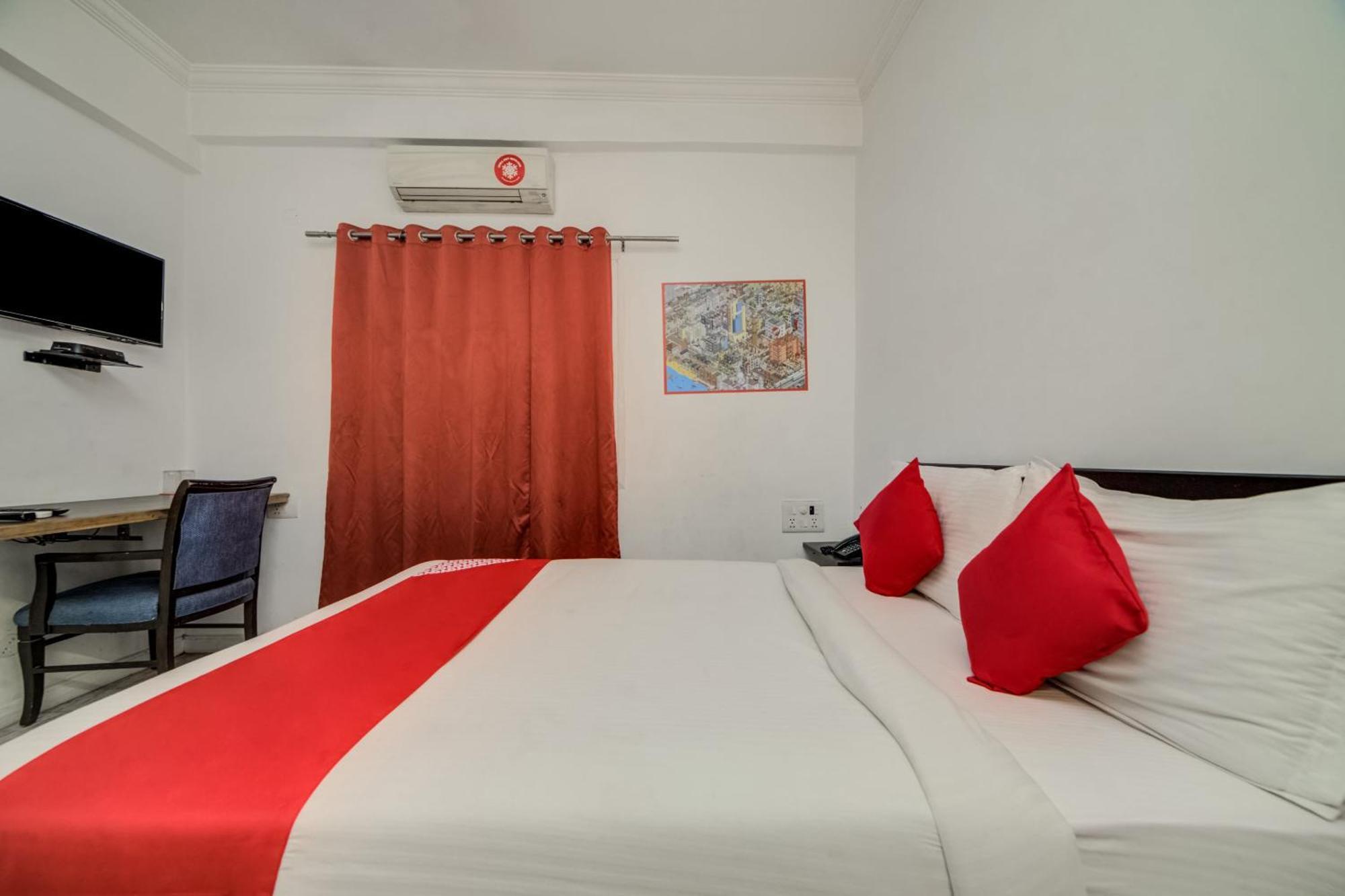Hotel O Jntu College Near Lulu Mall, Kphb Colony. Hyderabad