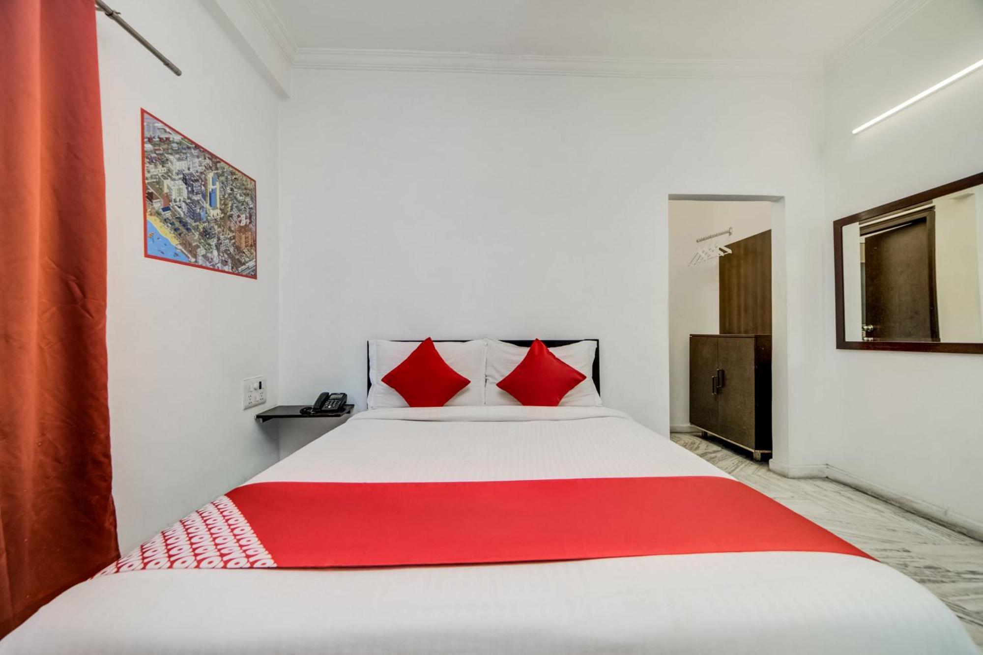Hotel O Jntu College Near Lulu Mall, Kphb Colony. 4*