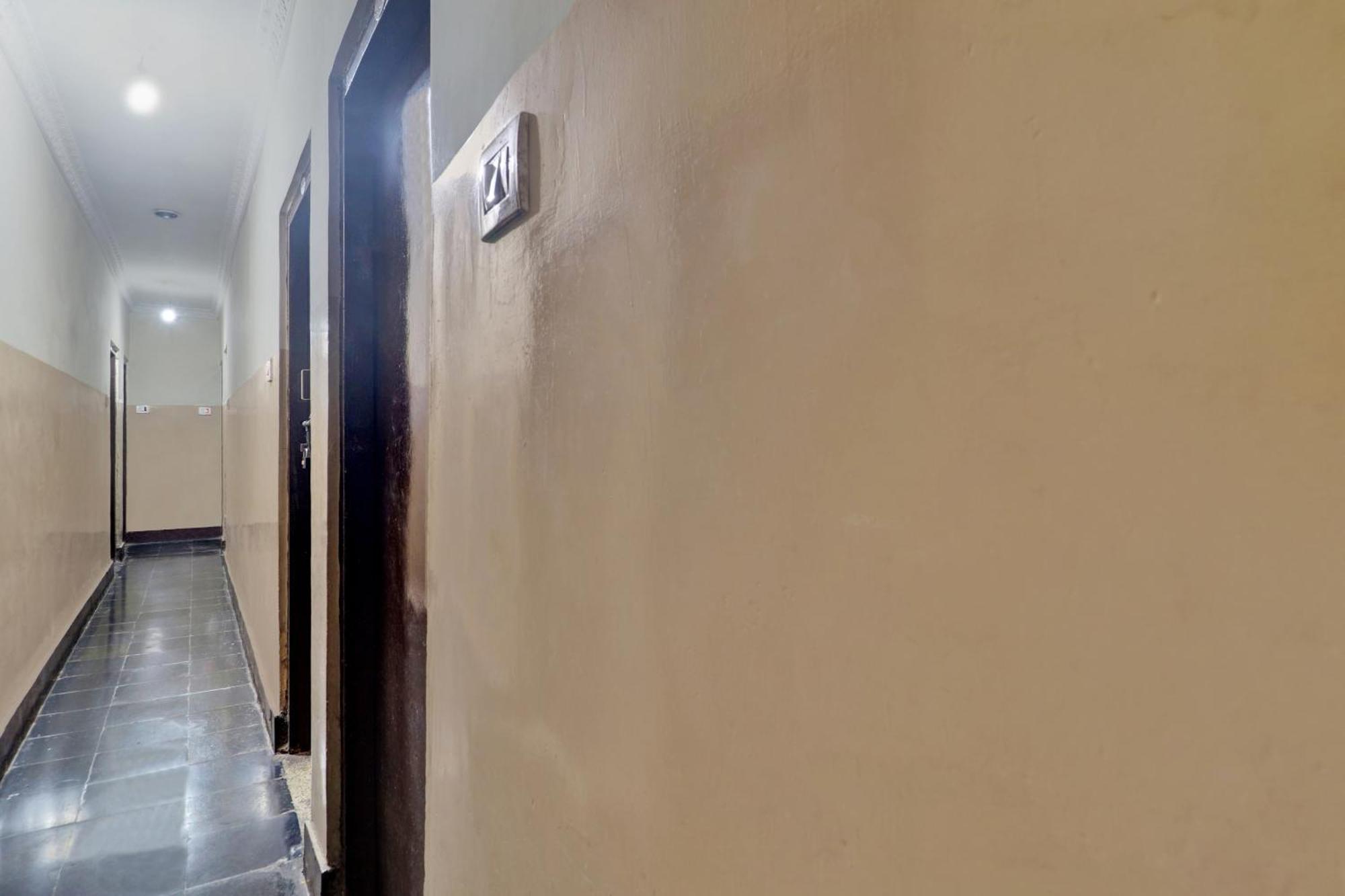 Spot On Gokul Residency Near Secunderabad Railway Station Hyderabad