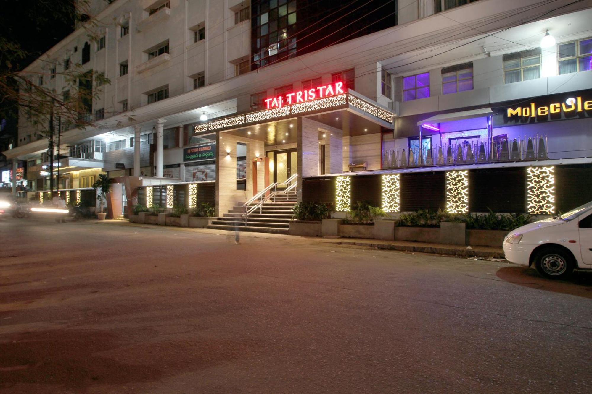 Taj Tristar Hotel 3*