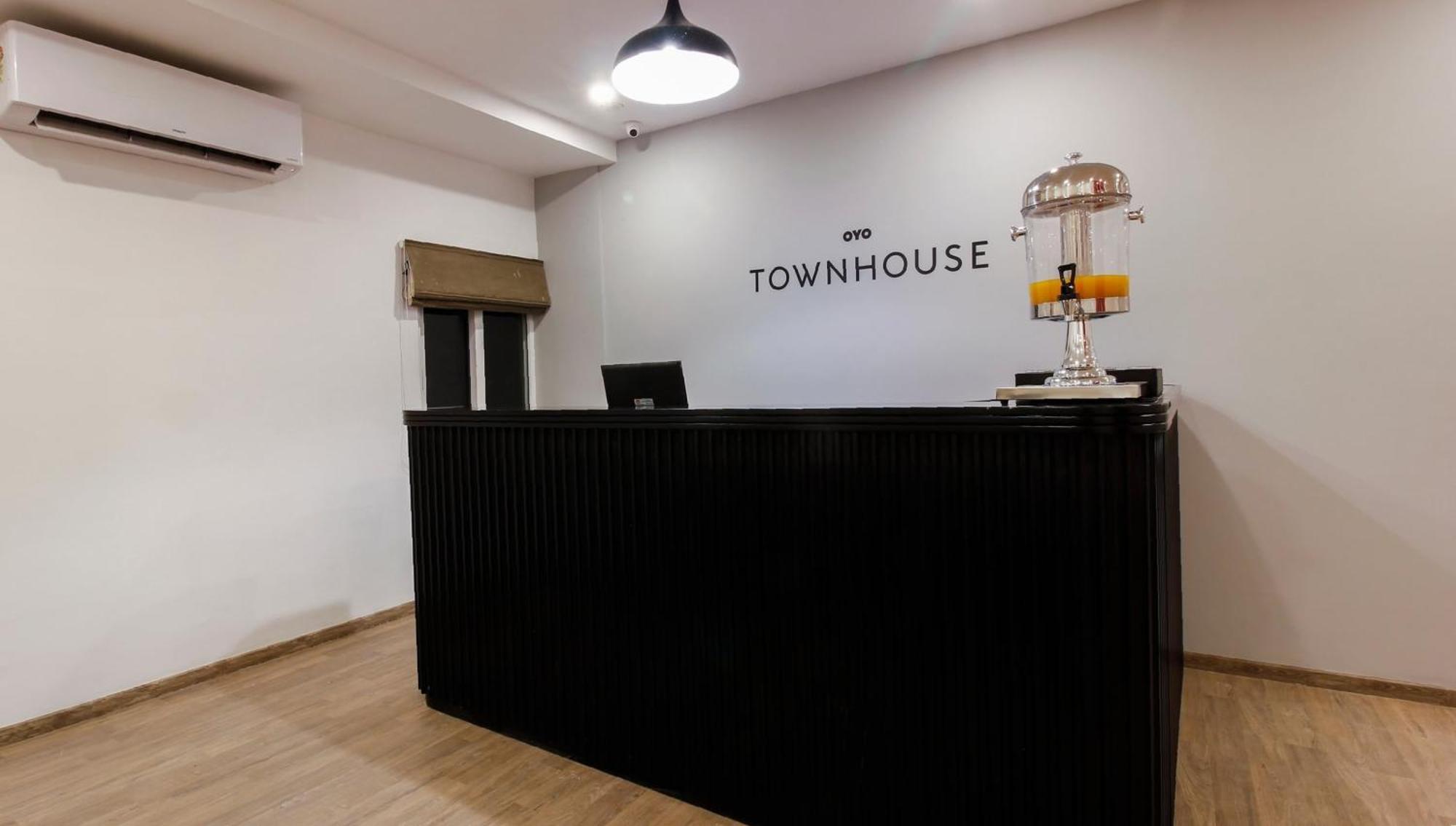 Hotel Super Townhouse Rcc Elite Hyderabad