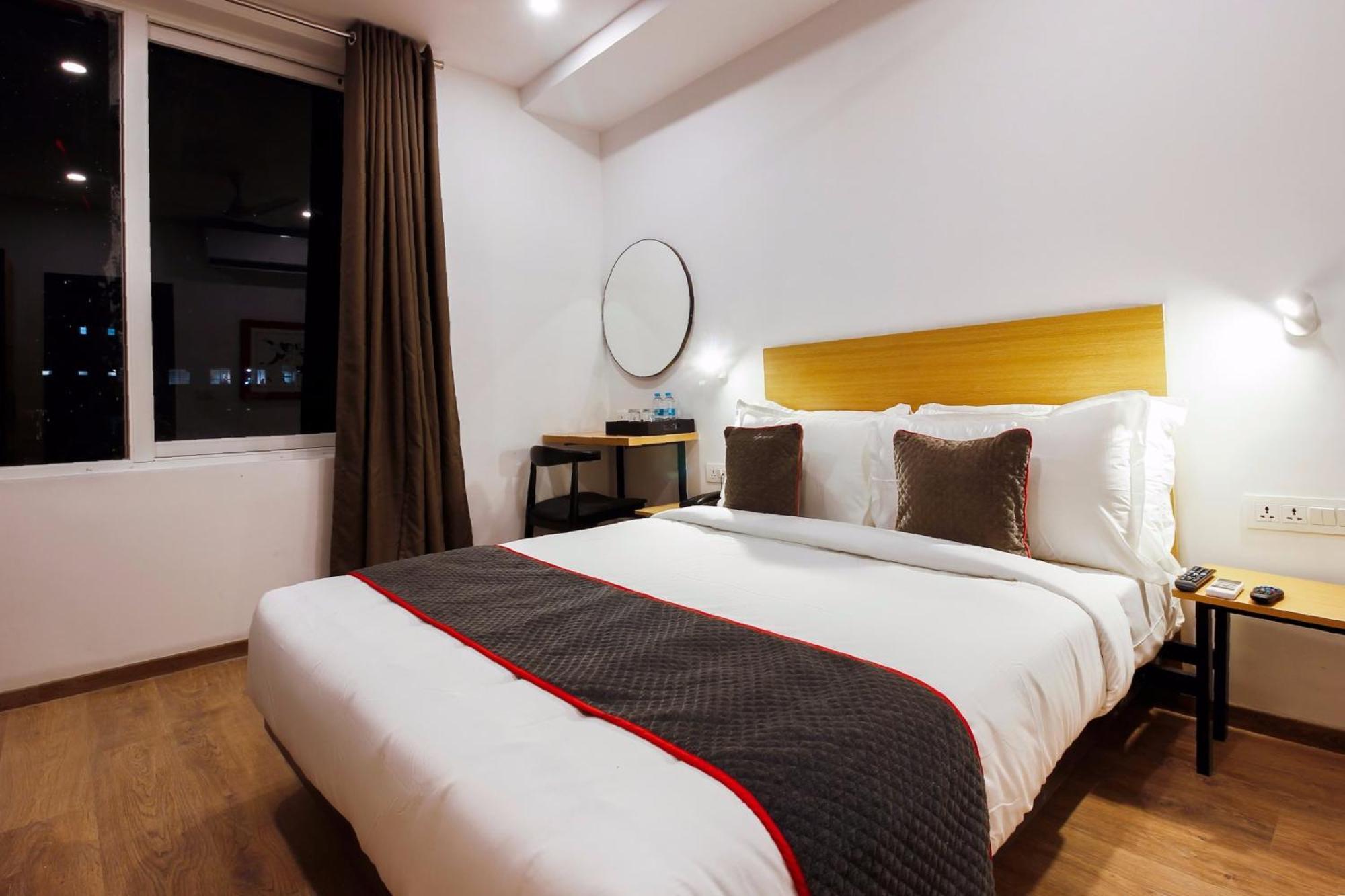Hotel Super Townhouse Rcc Elite Hyderabad