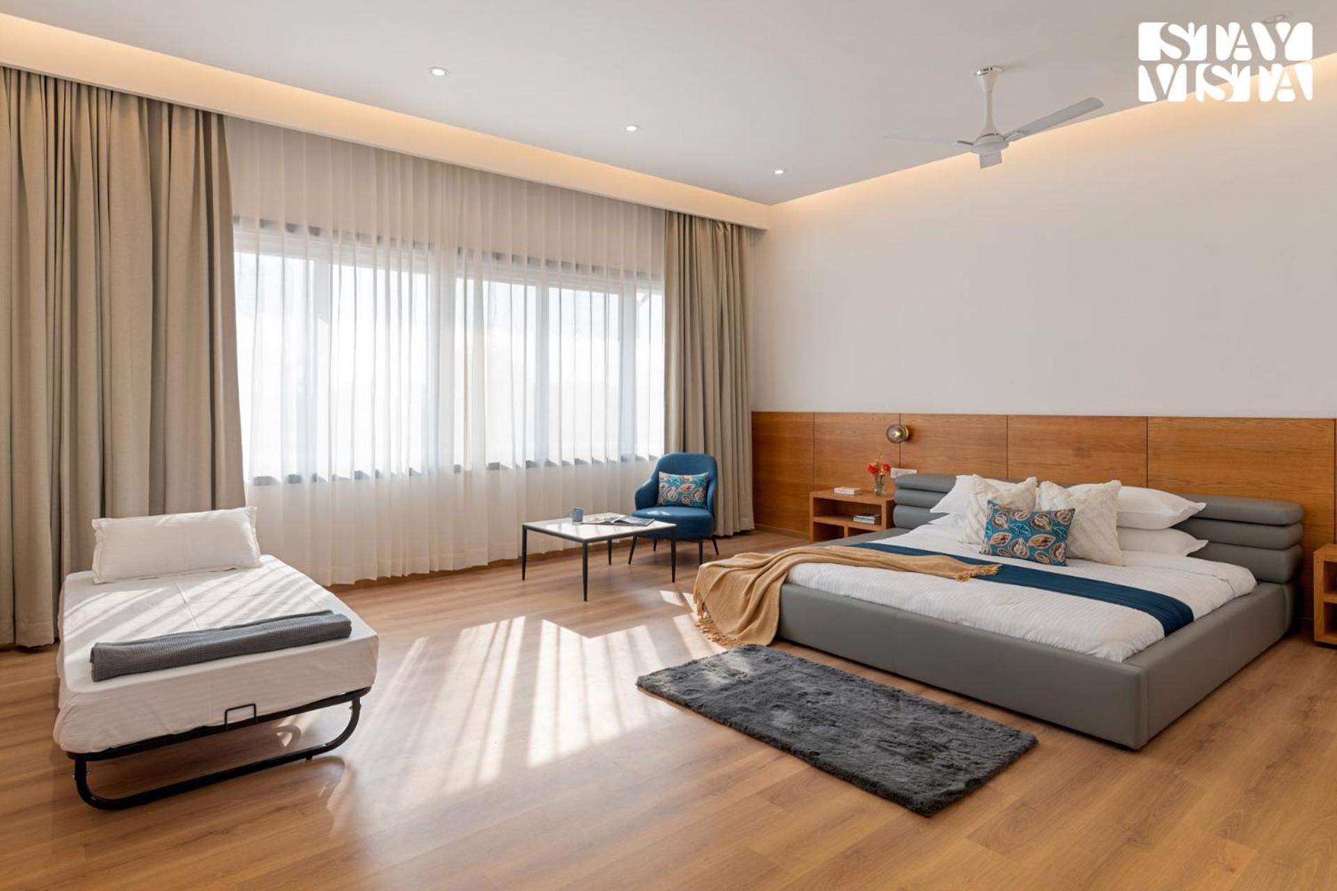 Stayvista At Aj House With Pvt Pool & Projector Set-up Villa Hyderabad