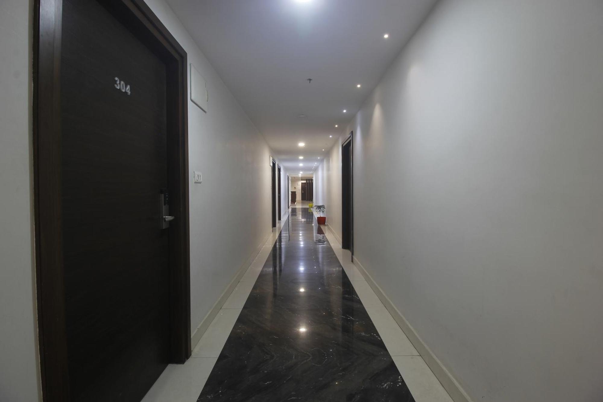 Ssr Grand Hotel Hyderabad