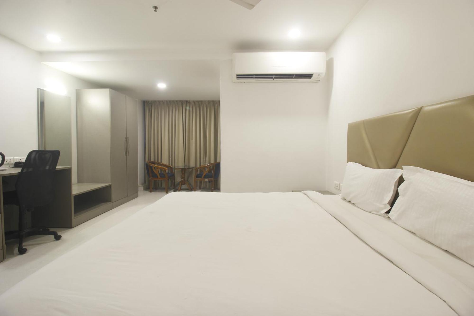 Hotel Ssr Grand