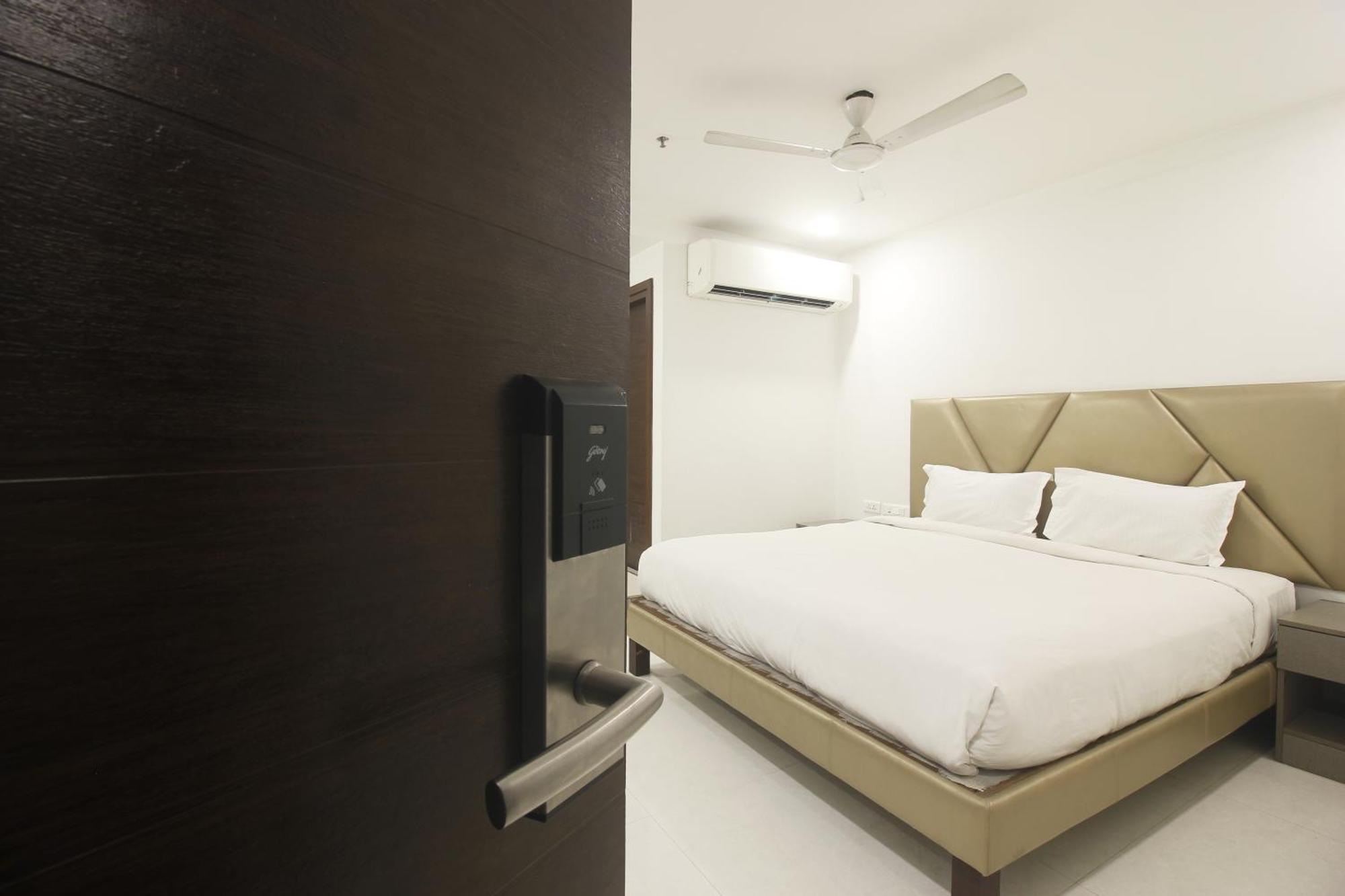 Ssr Grand Hotel Hyderabad