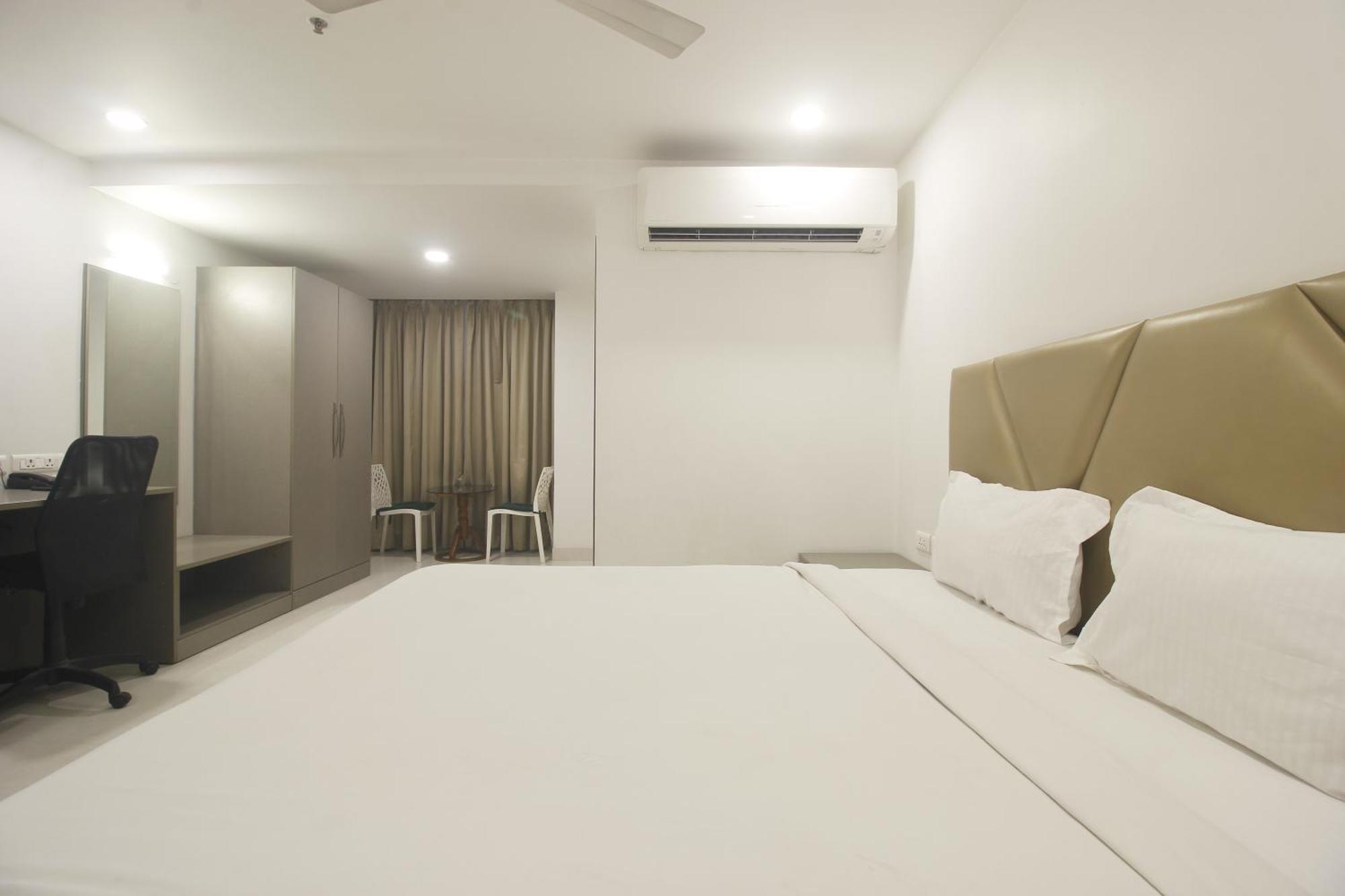 Hotel Ssr Grand