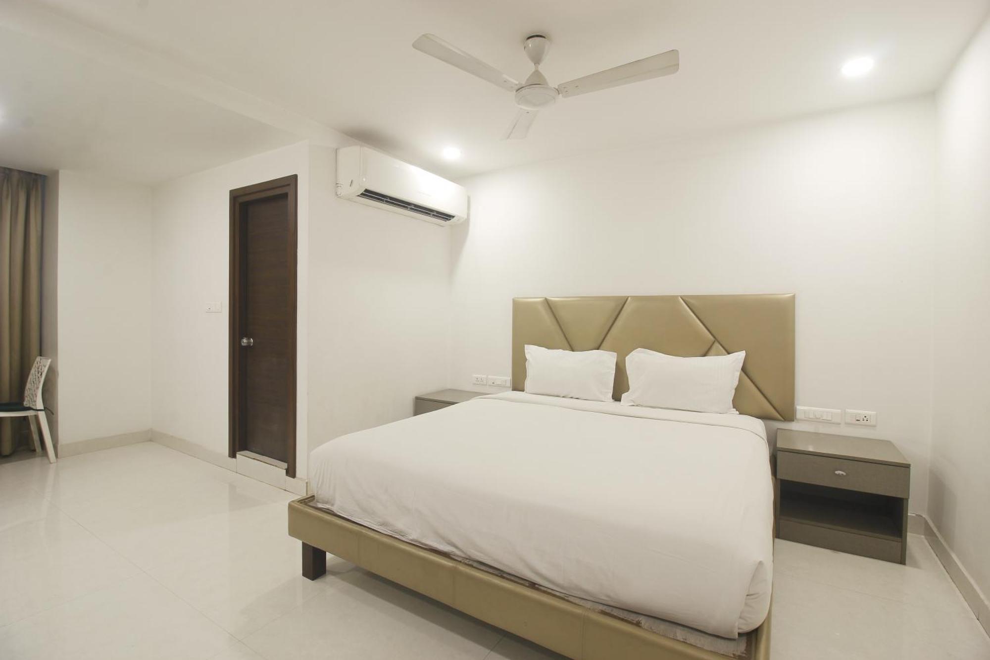 Hotel Ssr Grand 4*