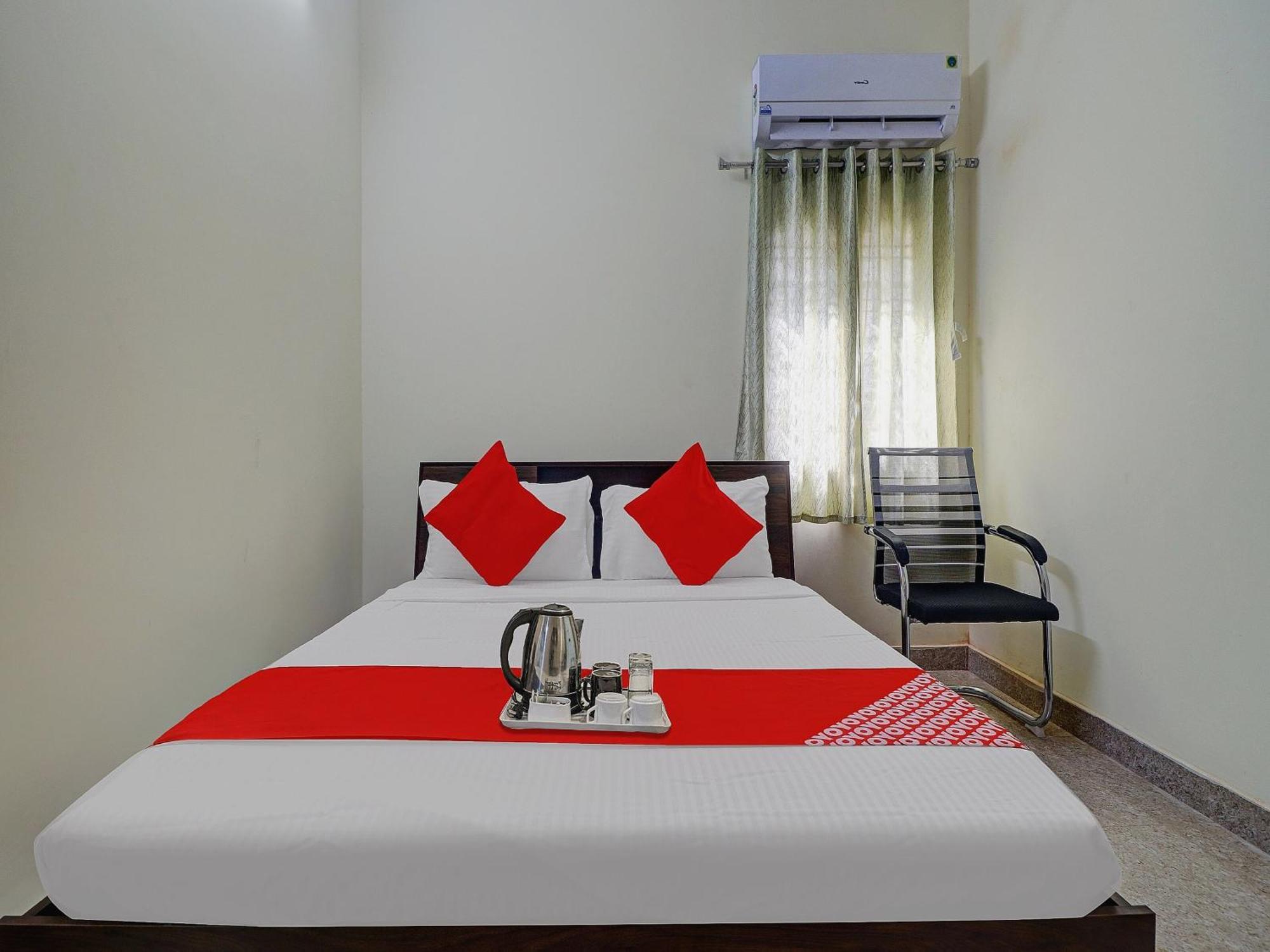 O S V Residency Kajaguda Near Gachibowli Hotel 3*