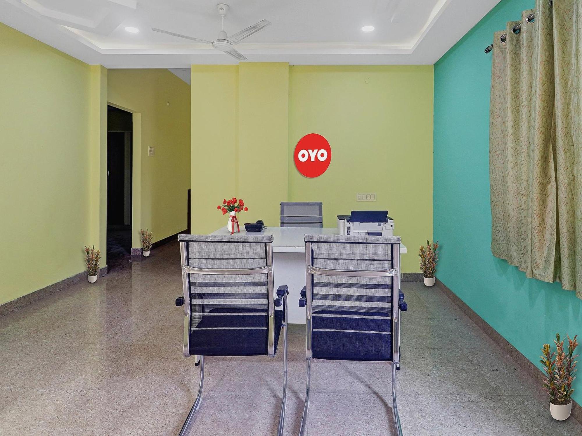 O S V Residency Kajaguda Near Gachibowli Hotel 3*