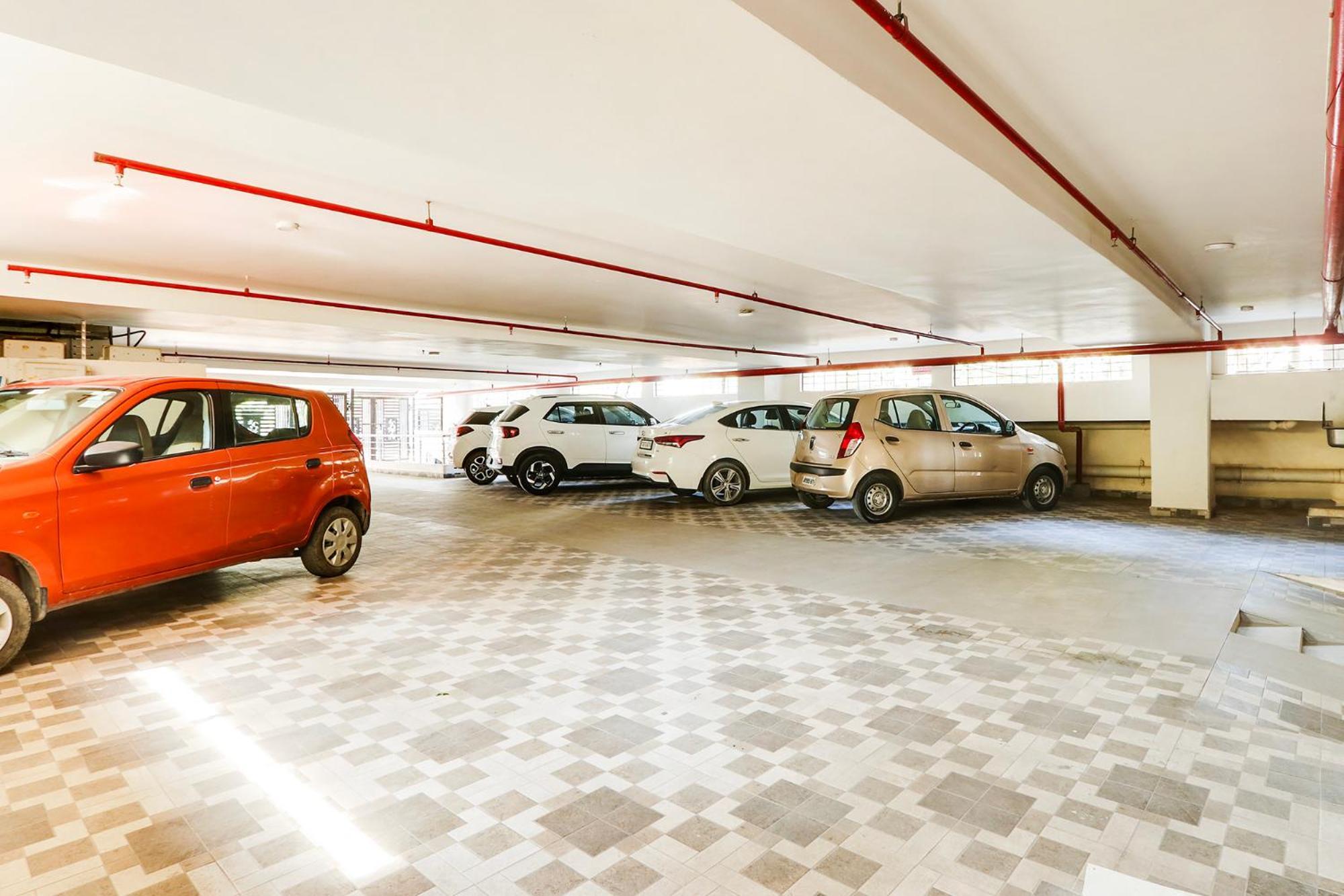 Fabhotel Prime Ravila Grand Hotel